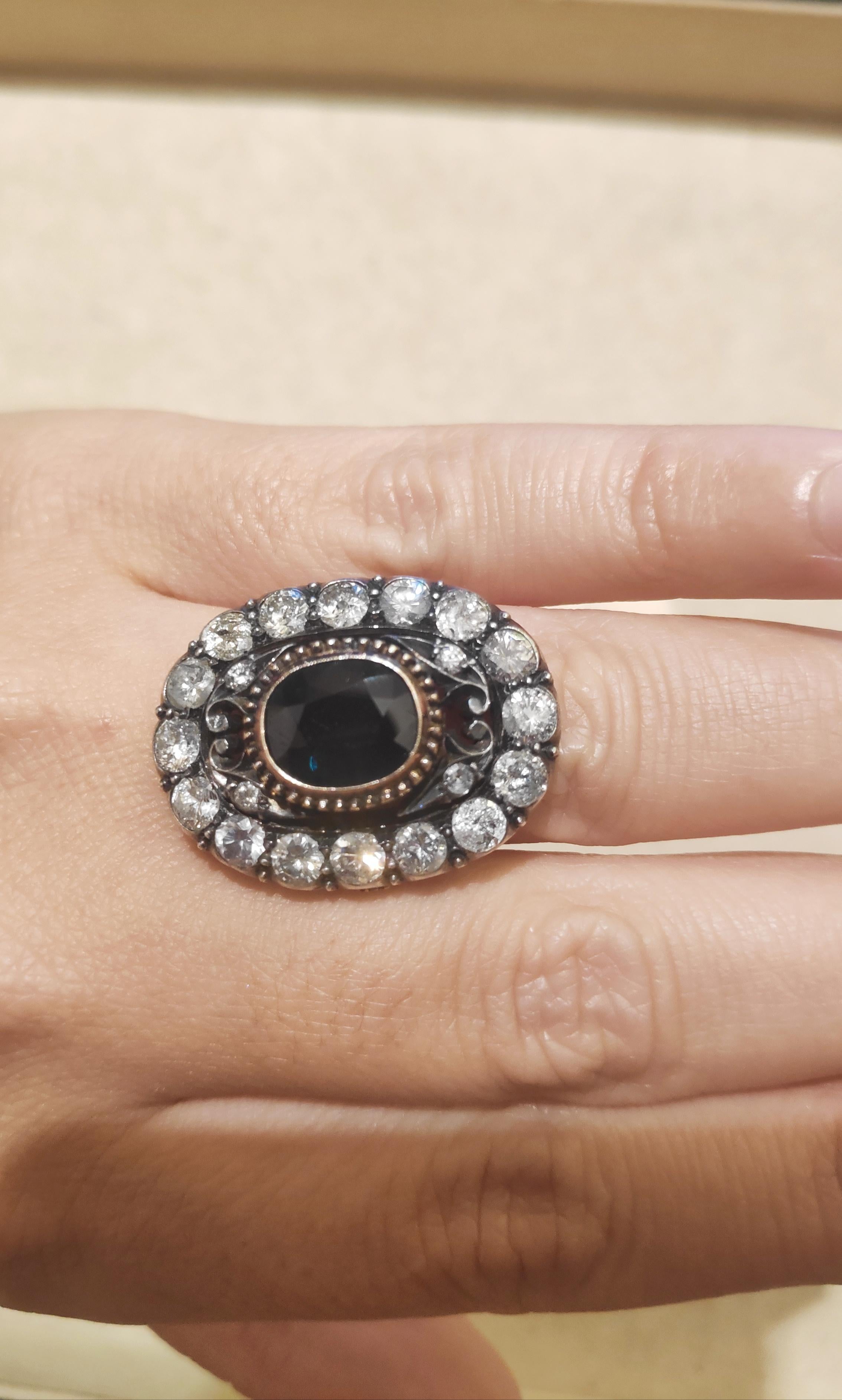 Vintage Cluster-Ring mit Saphiren und Diamanten für Damen oder Herren im Angebot