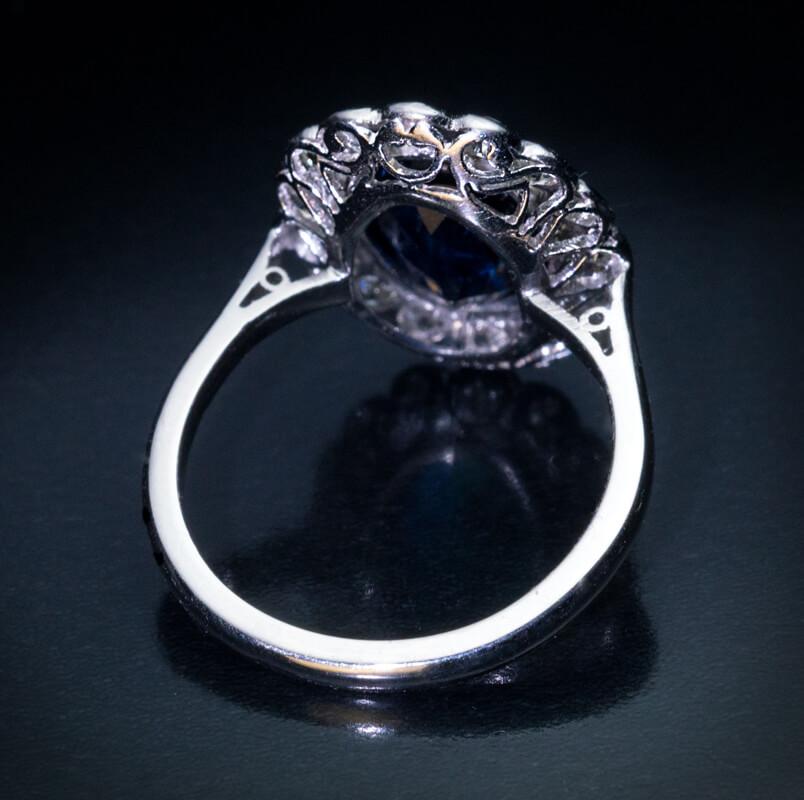 Verlobungsring mit Vintage-Saphir und Diamant (Art déco) im Angebot