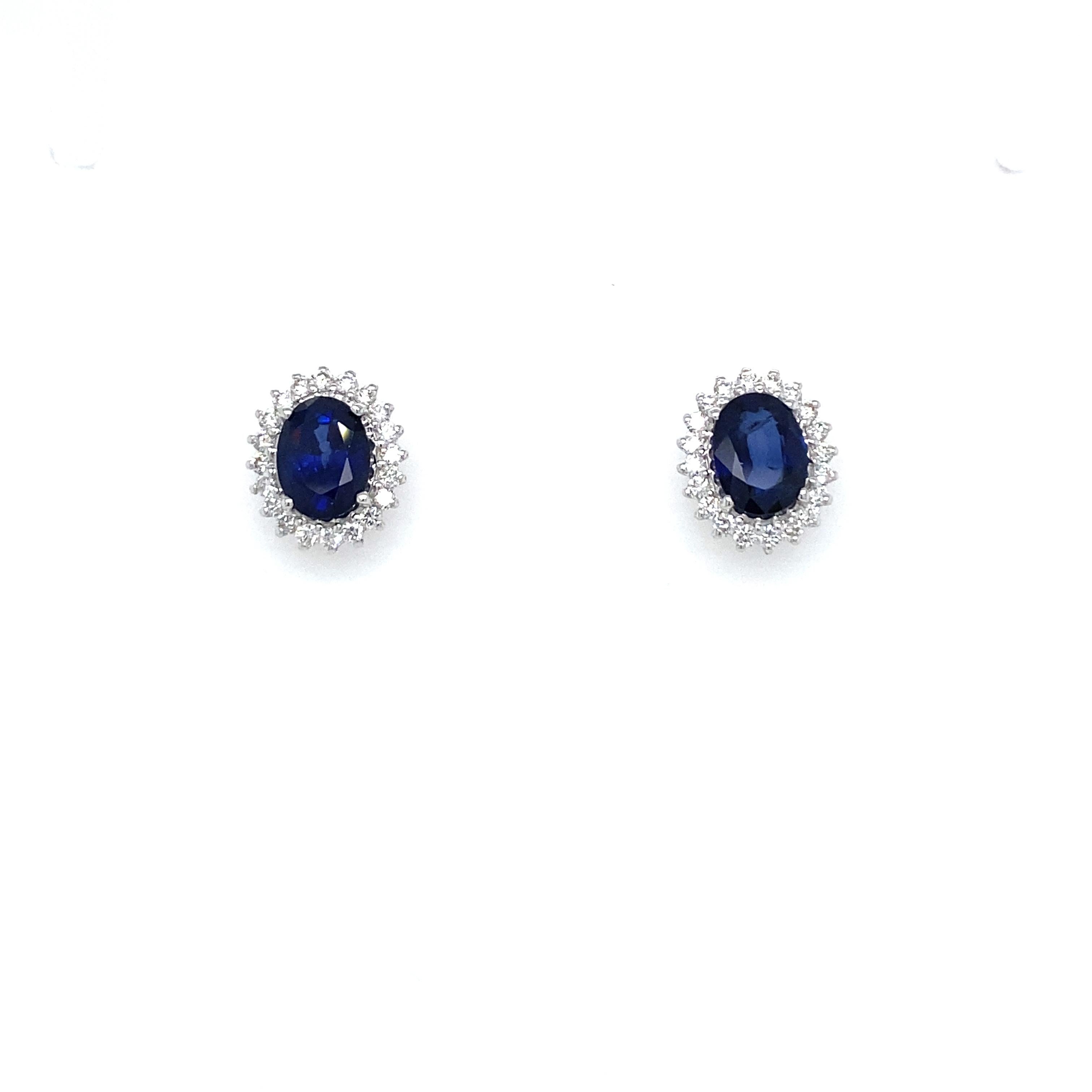 Mixed Cut Vintage Sapphire Diamond Gold Cluster Stud Earrings For Sale