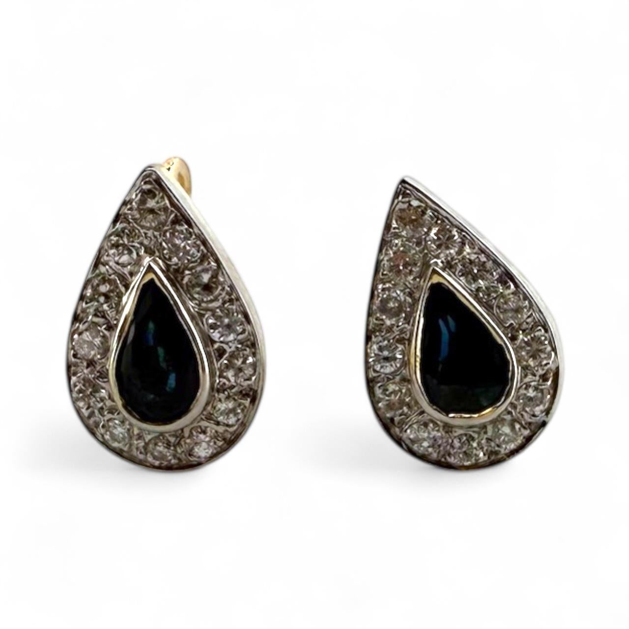 Rétro Boucles d'oreilles pendantes saphir et diamant en or 14K en vente