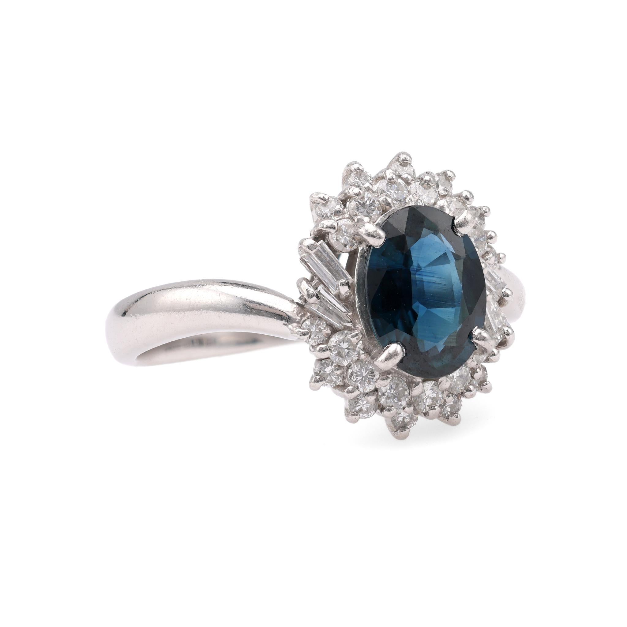 Vintage Sapphire Diamond Platinum Cluster Ring In Excellent Condition For Sale In Beverly Hills, CA