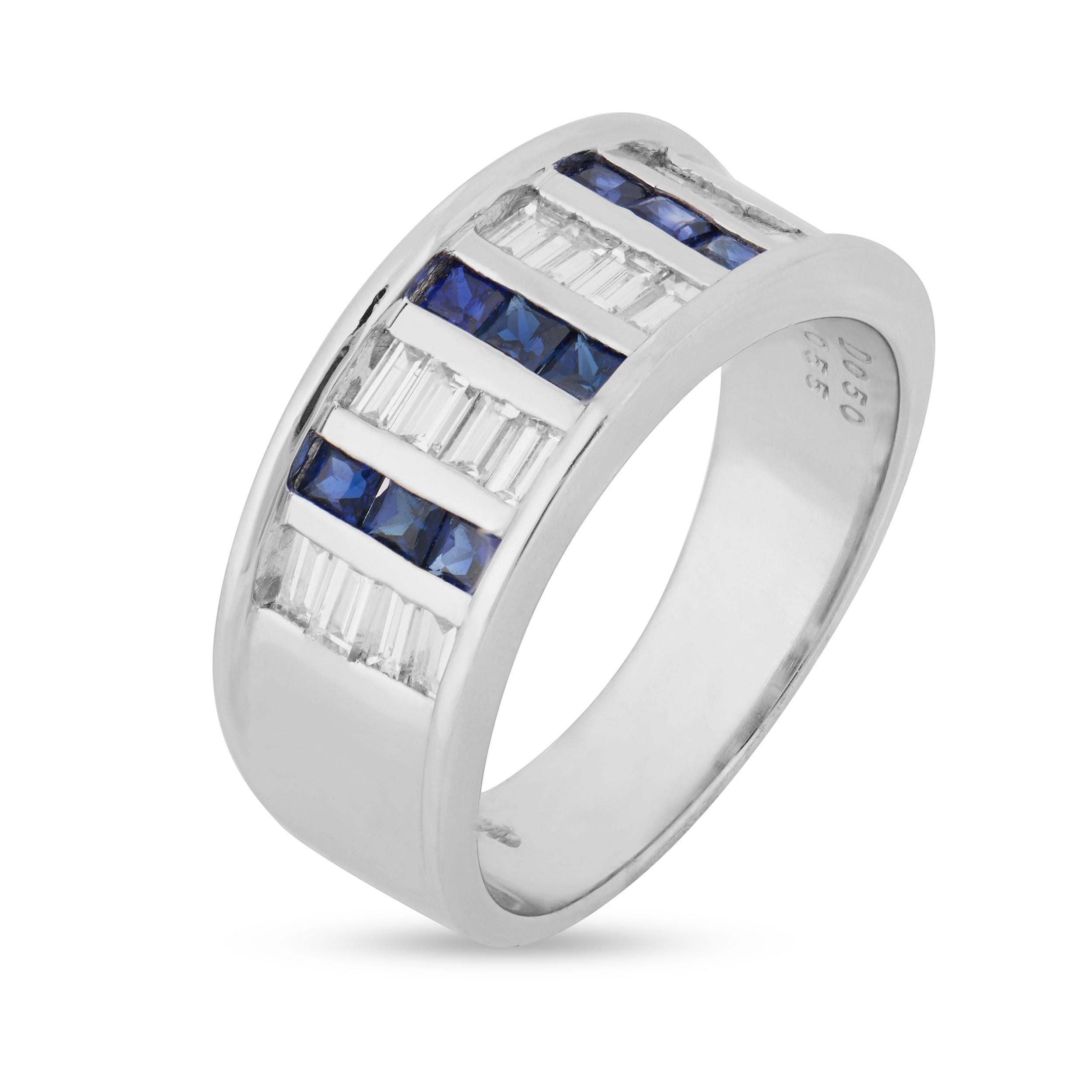 Vintage Platinum Sapphire and Diamond Ring, 20th Century, 8.9g For Sale