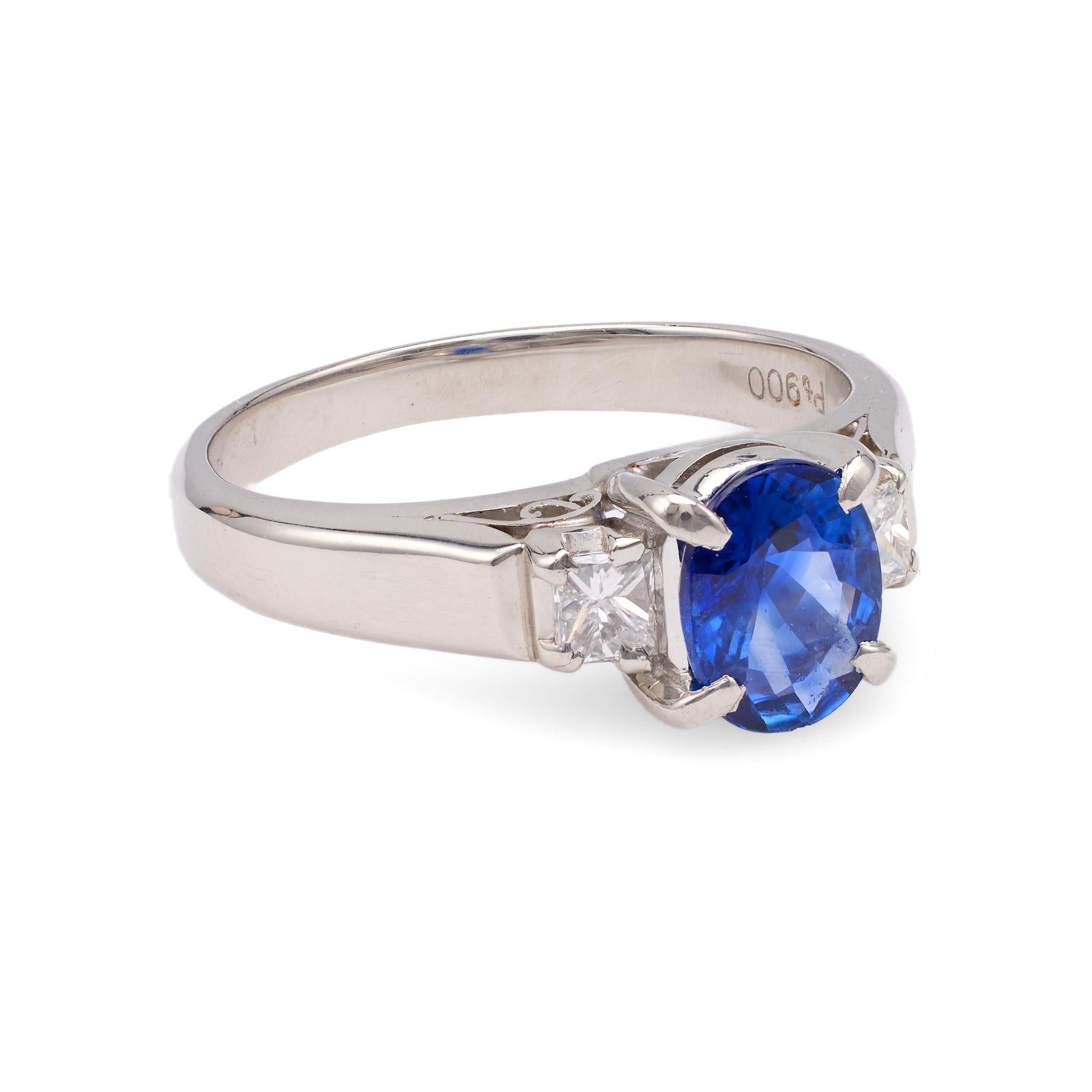 Vintage Sapphire Diamond Platinum Three Stone Ring In Excellent Condition For Sale In Beverly Hills, CA