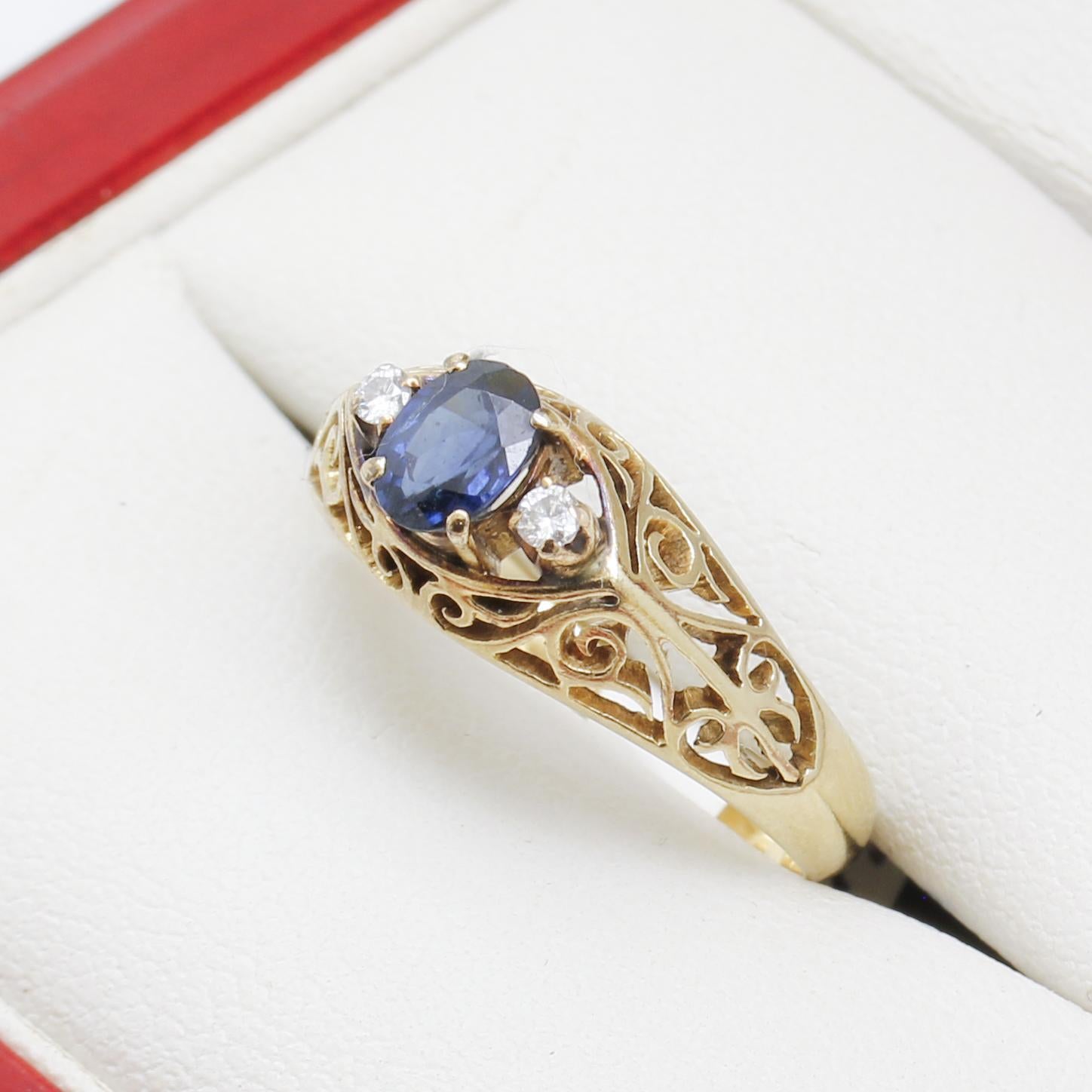 Oval Cut Vintage Sapphire & Diamond set Yellow Gold, Filigree Engagement Ring For Sale