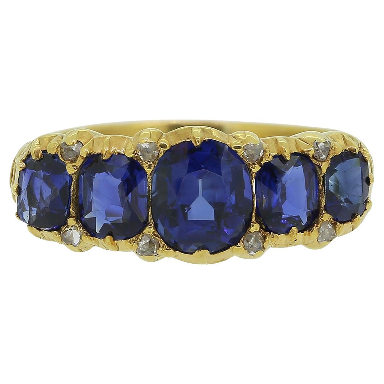 Anillo vintage de cinco piedras de zafiro