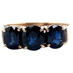 Vintage 2.30 Carat Sapphire 14 Karat Gold Three Stone Ring