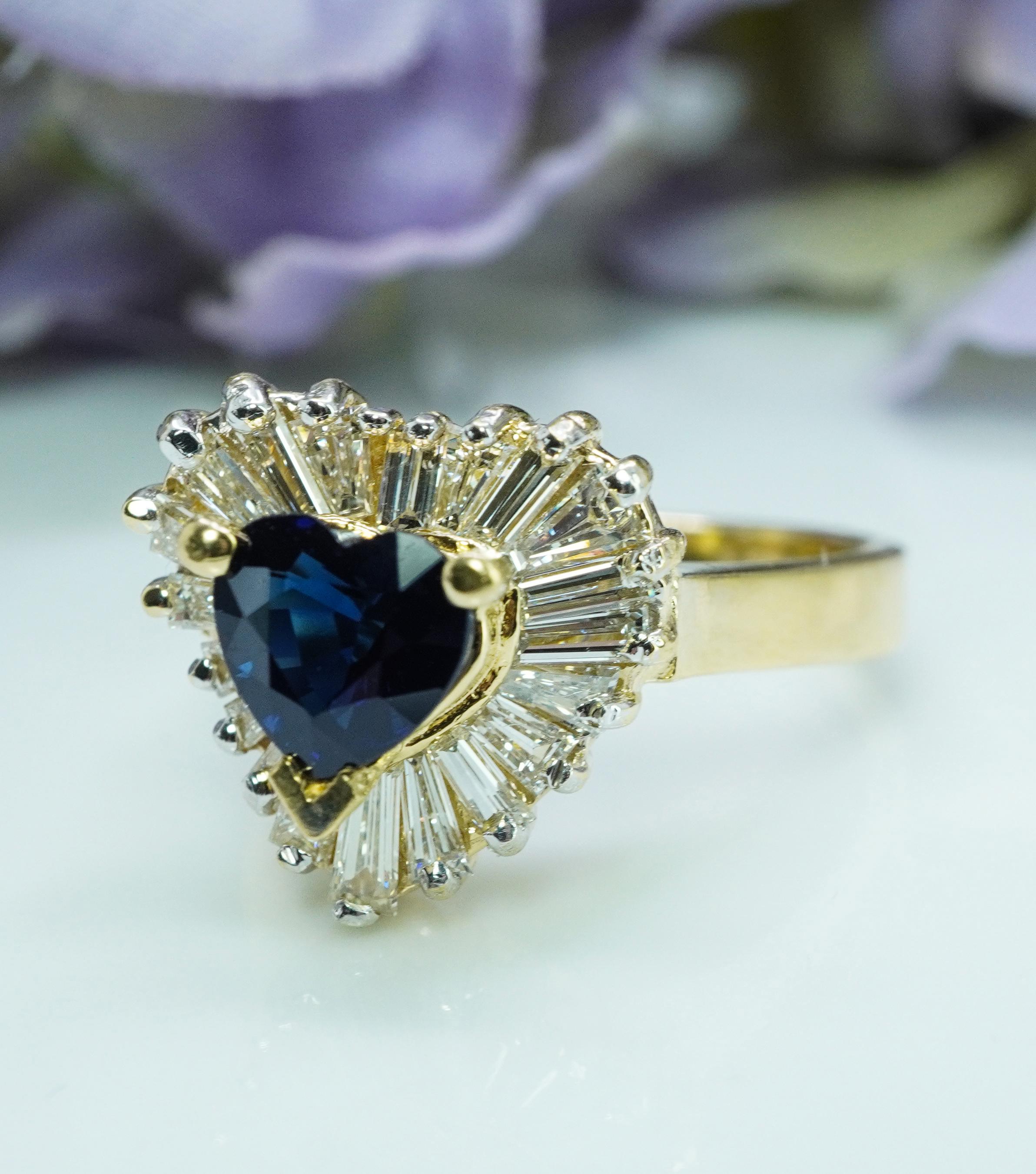 Vintage Saphir Herz Baguette Diamant 18K Gold Estate Ballerina Ring High End Vintage im Angebot 2
