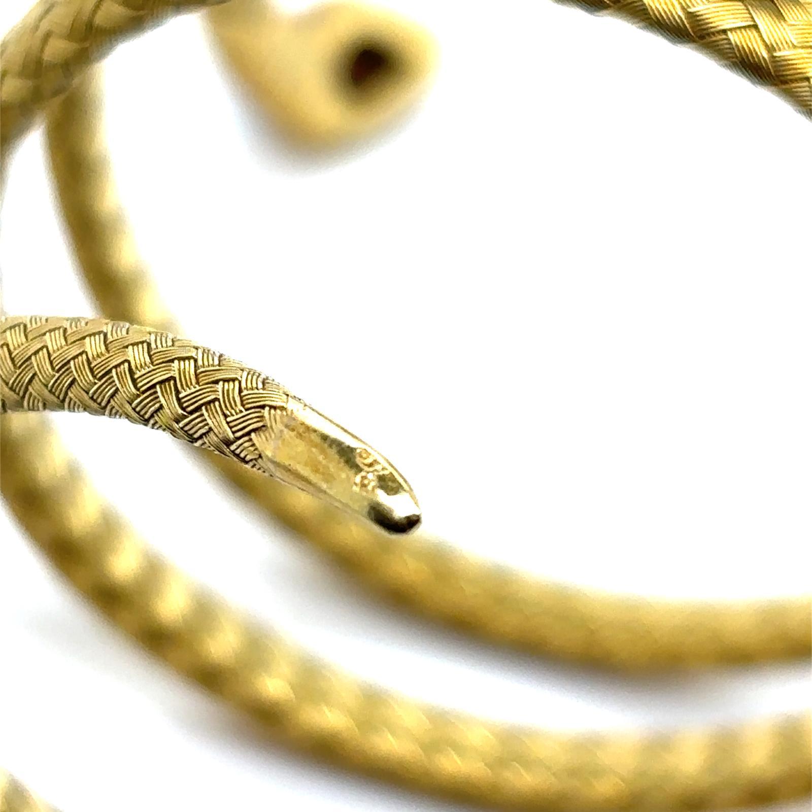 Vintage Sapphire Ruby 18 Karat Yellow Gold Snake Triple Coil Flexible Bracelet For Sale 8