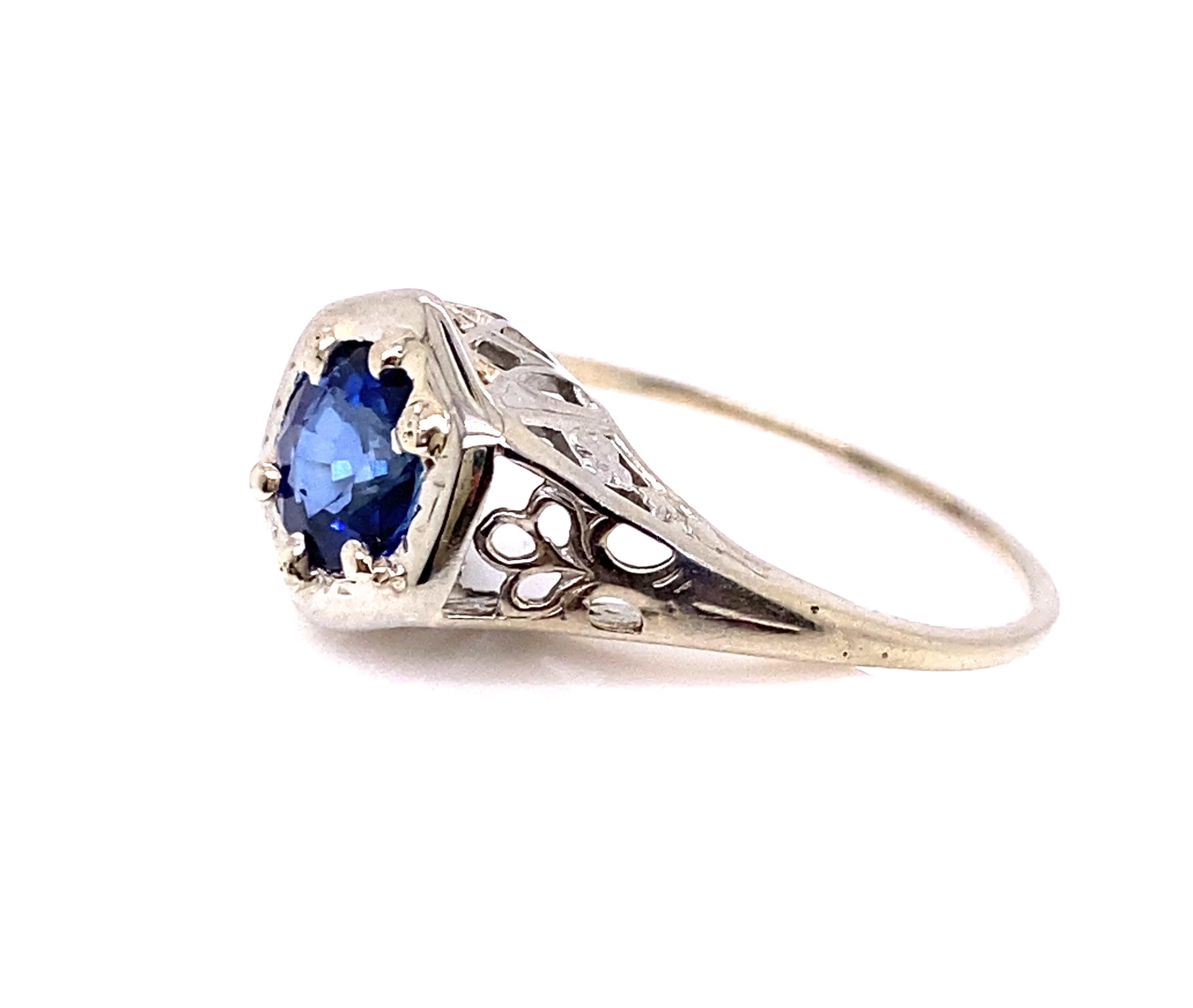 Art Deco Vintage Sapphire Solitaire Engagement Ring .90ct Antique Deco 18K Flowers