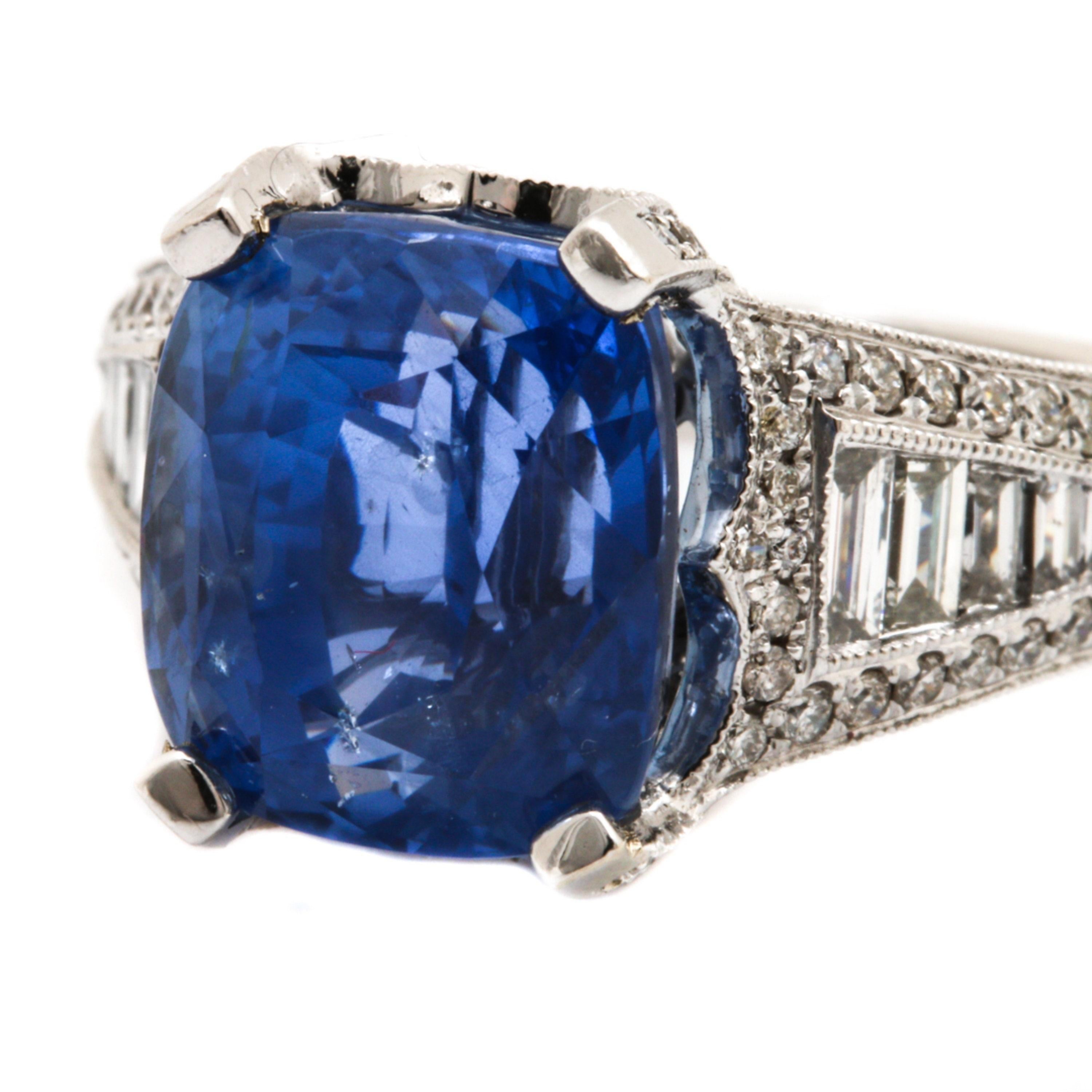 Im Angebot: 7 Karat natürlicher Saphir Diamant Verlobungsring aus 18 Karat Gold, Cocktail-Ring () 2