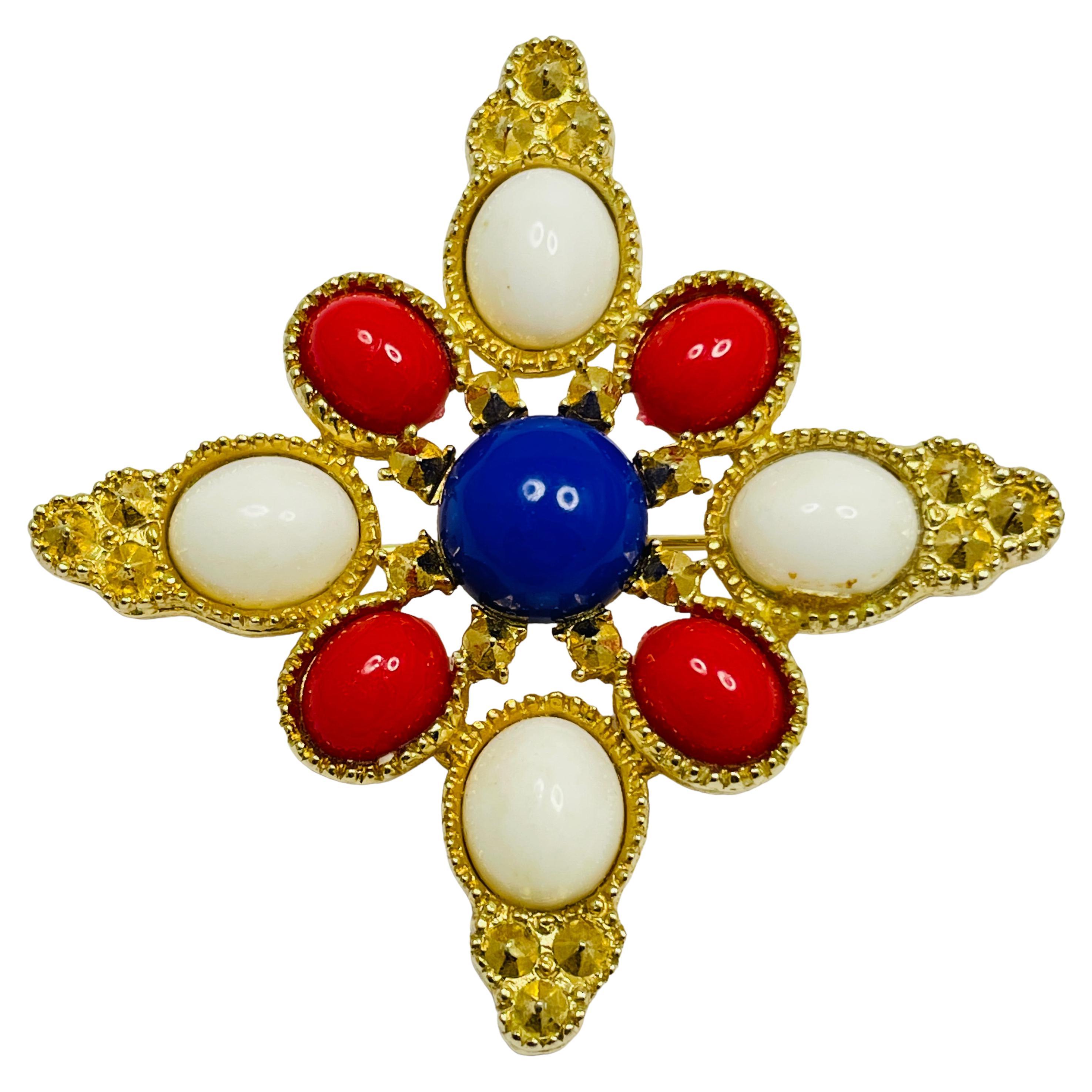 Sarah 2025 co brooch