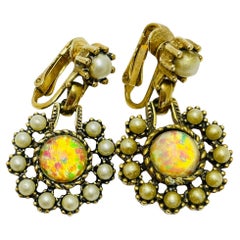 Vintage SARAH COVENTRY signierte goldfarbene Faux-Perlen-Ohrringe