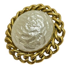 Vintage SARAH COVENTRY signed gold tone faux pearl massive designer brooch