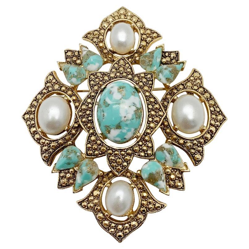 Vintage Sarah Coventry Turquoise & Pearl Quatrefoil Brooch 1960s For Sale