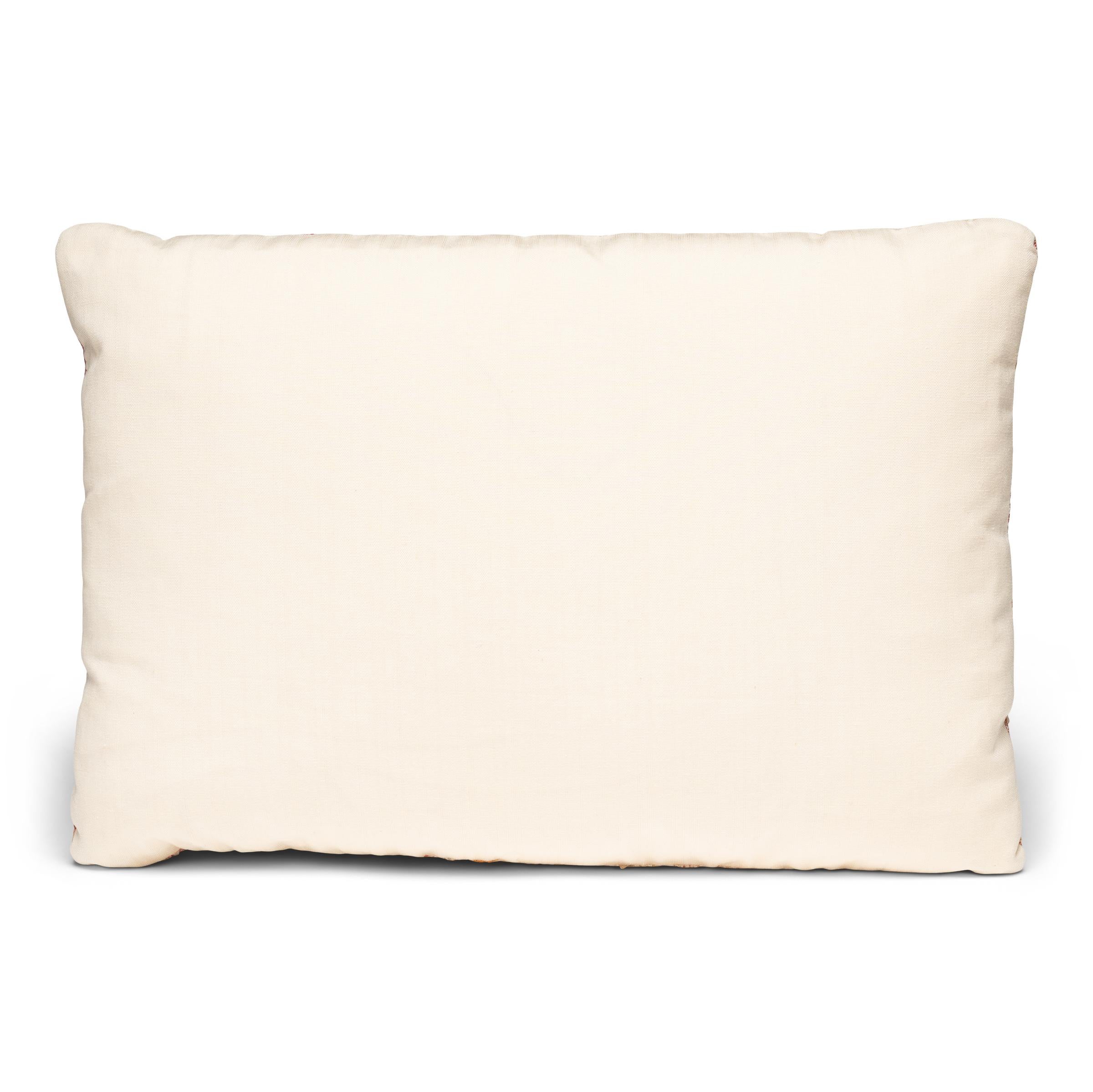 Vintage Sardinian Embroidery Pillow In Good Condition For Sale In Chicago, IL