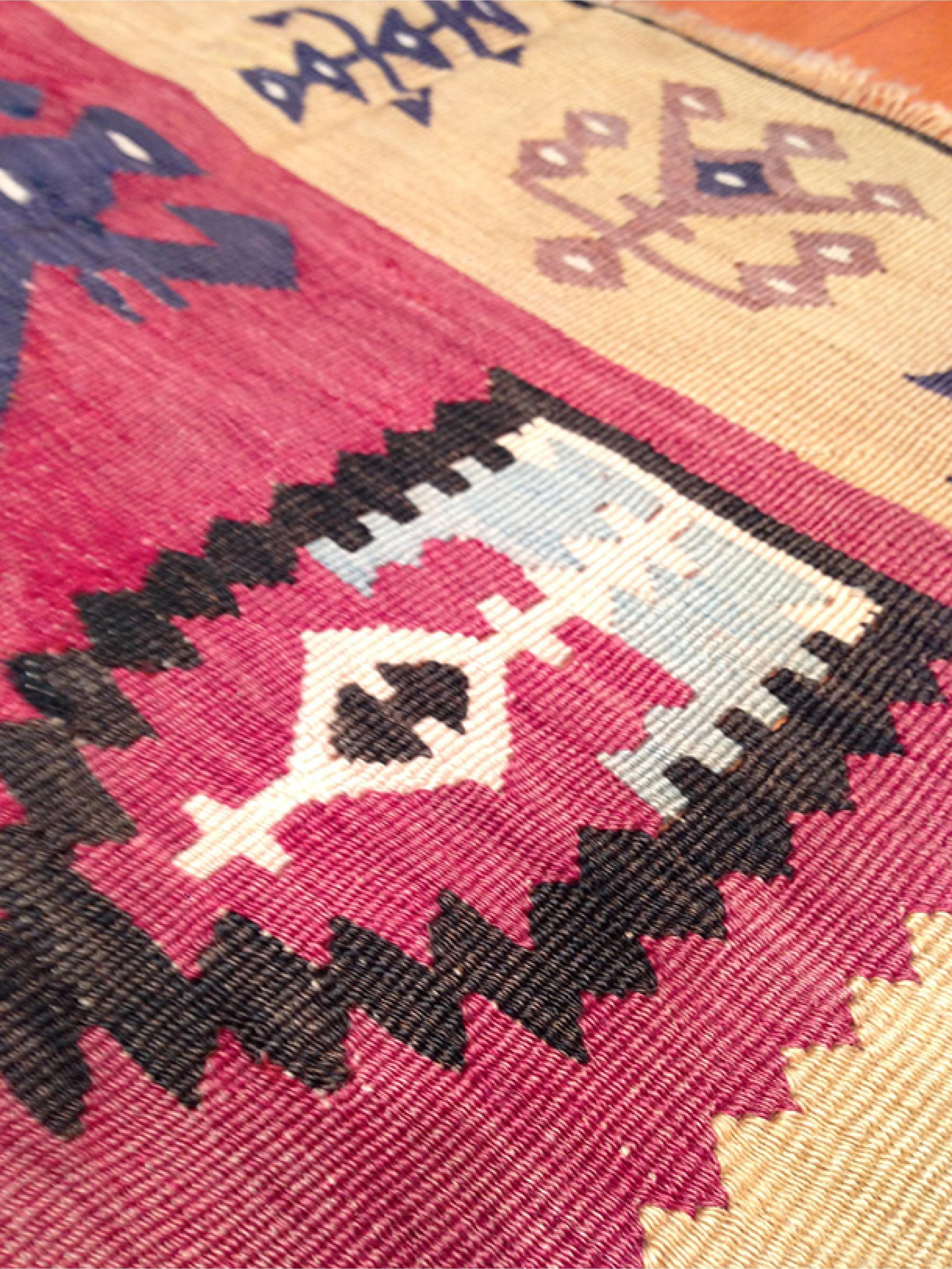 Turc Tapis Kilim Sarkoy, Tapis turc d'Anatolie occidentale, Style Balkan Unique en vente