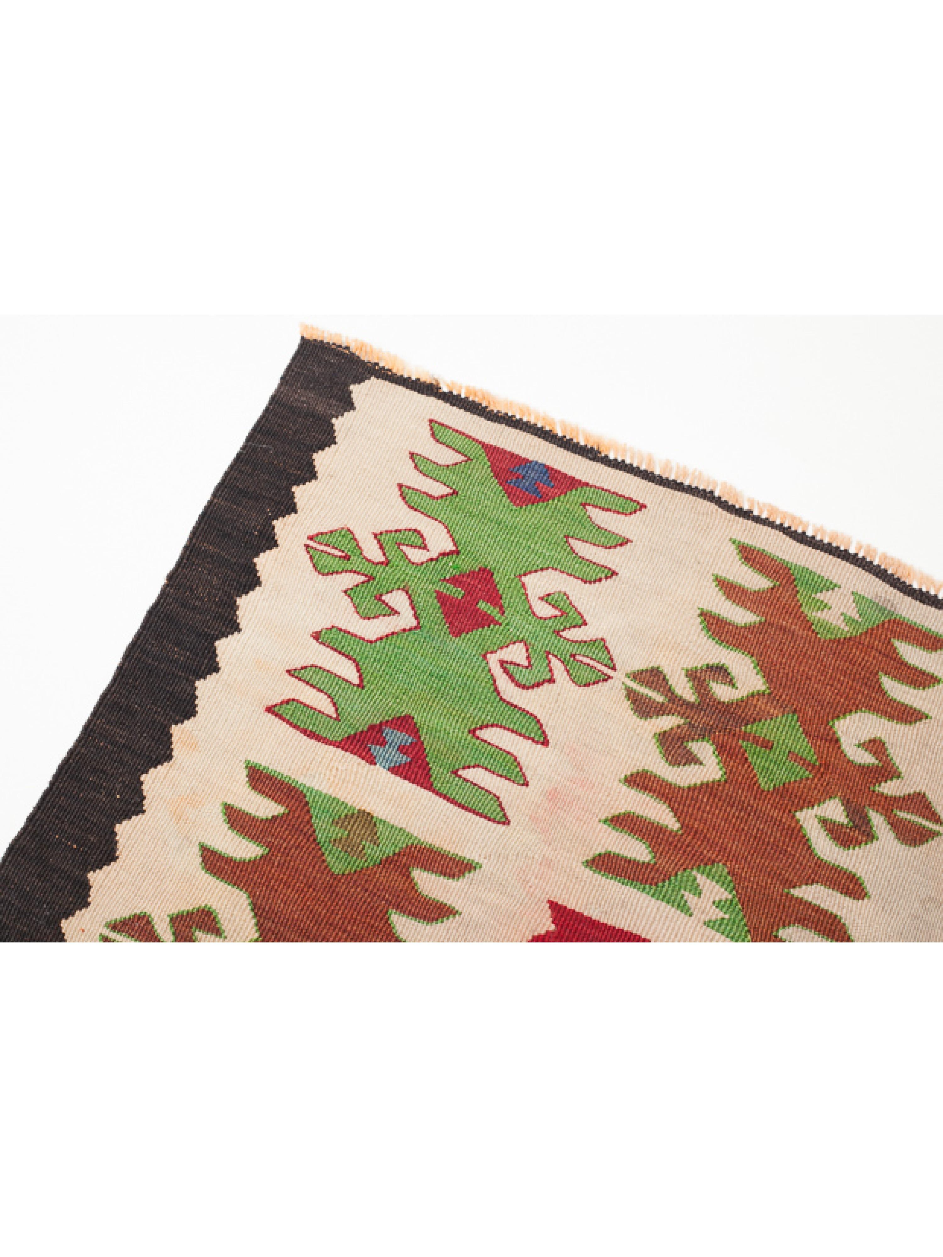 Tappeto Sarkoy Kilim d'epoca, Tappeto turco dell'Anatolia occidentale, Stile balcanico unico In condizioni deteriorate in vendita a Tokyo, JP