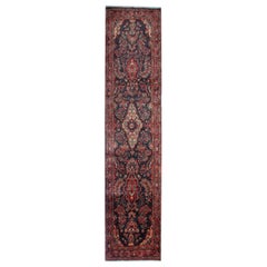Vintage Sarough-Läufer, marineblauer, geblümter, handgefertigter Vintage-Stair-Läufer aus Wolle, Vintage
