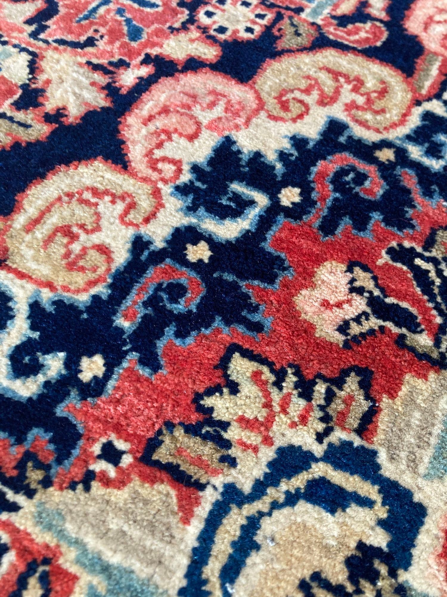 Vintage Sarouk Rug 2.06m x 1.35m For Sale 5