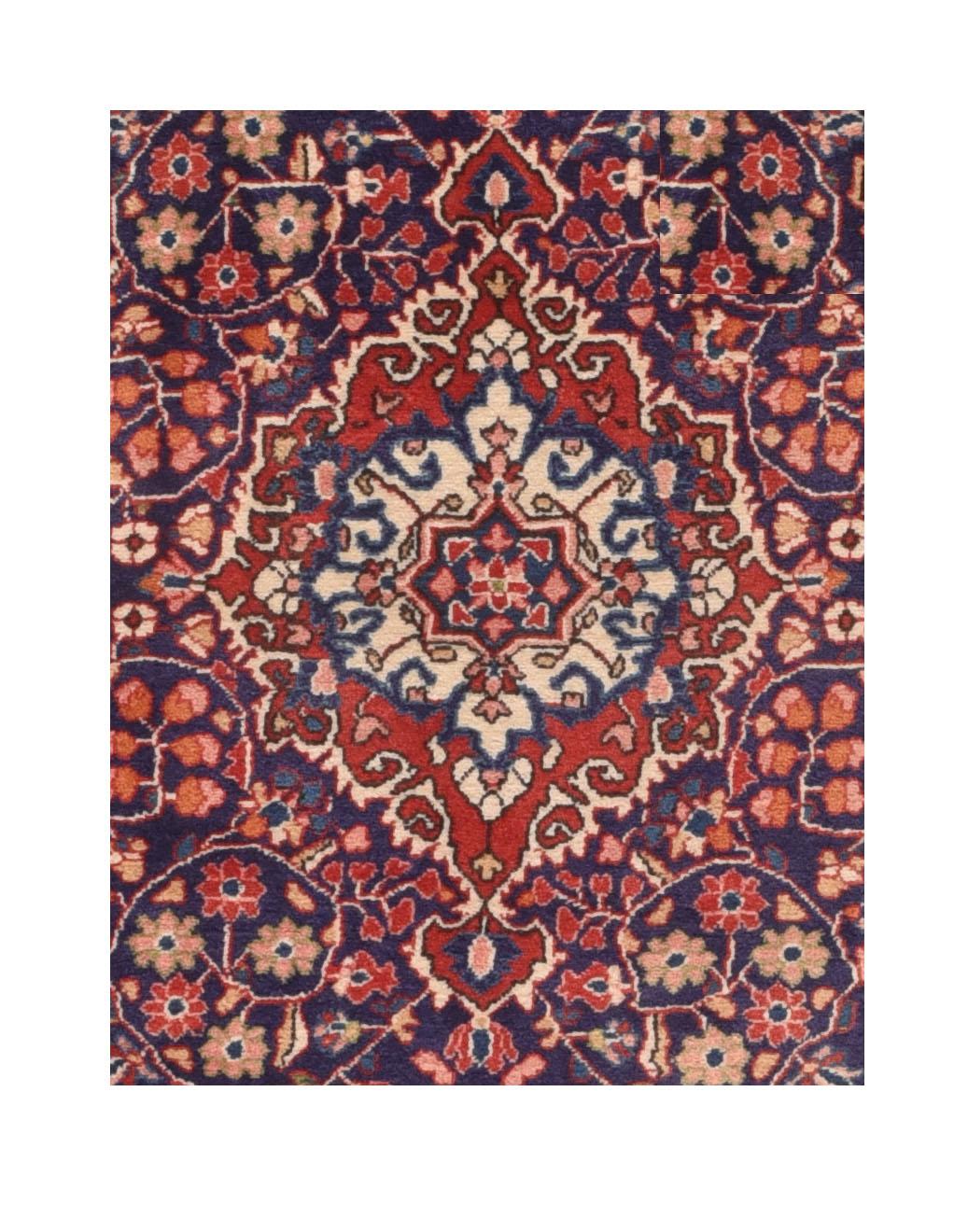 Vintage Sarouk Rug In Good Condition For Sale In New York, NY