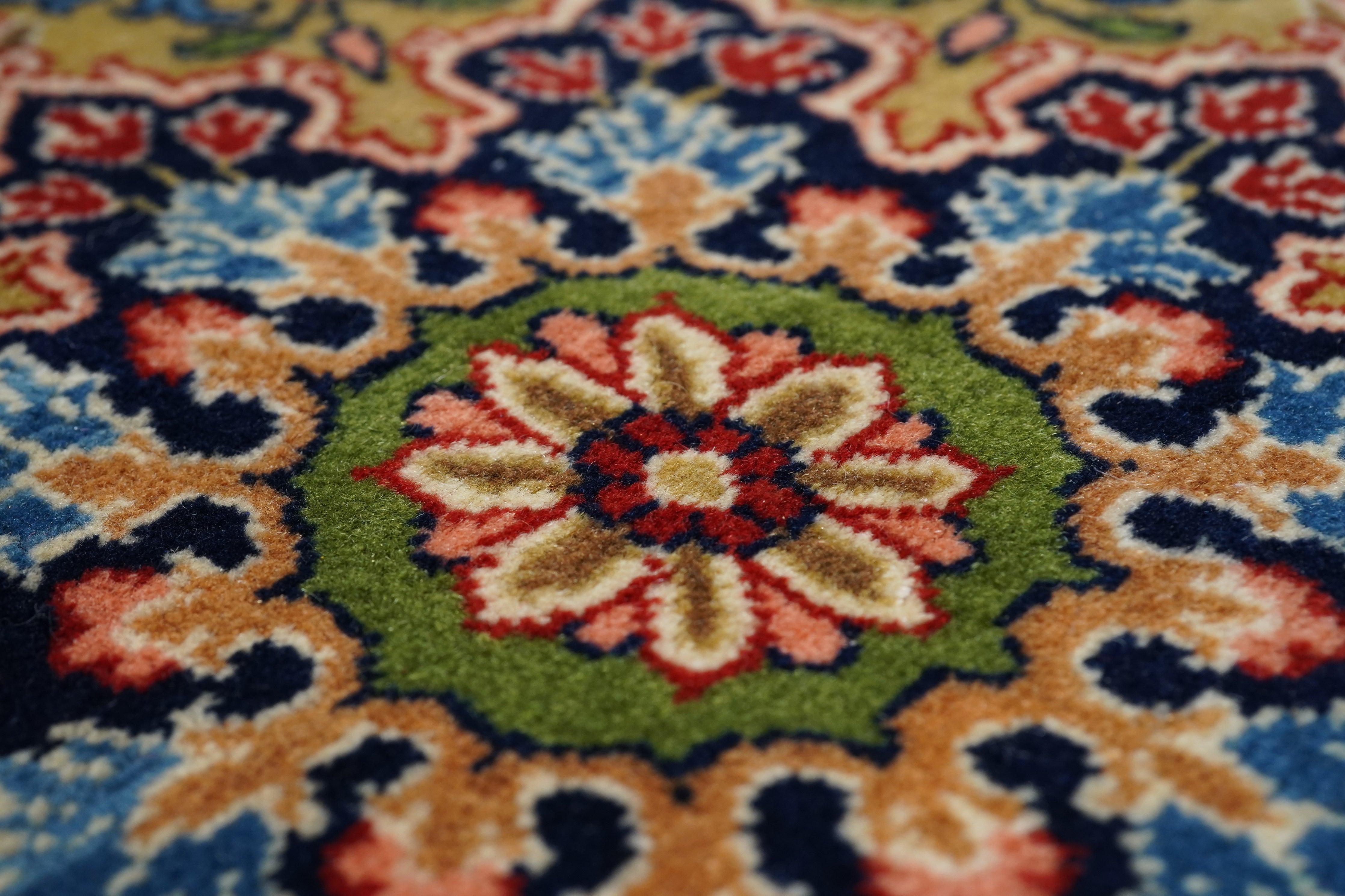 Sarouk-Teppich im Vintage-Stil 8'2'' x 12'5'' (20. Jahrhundert) im Angebot