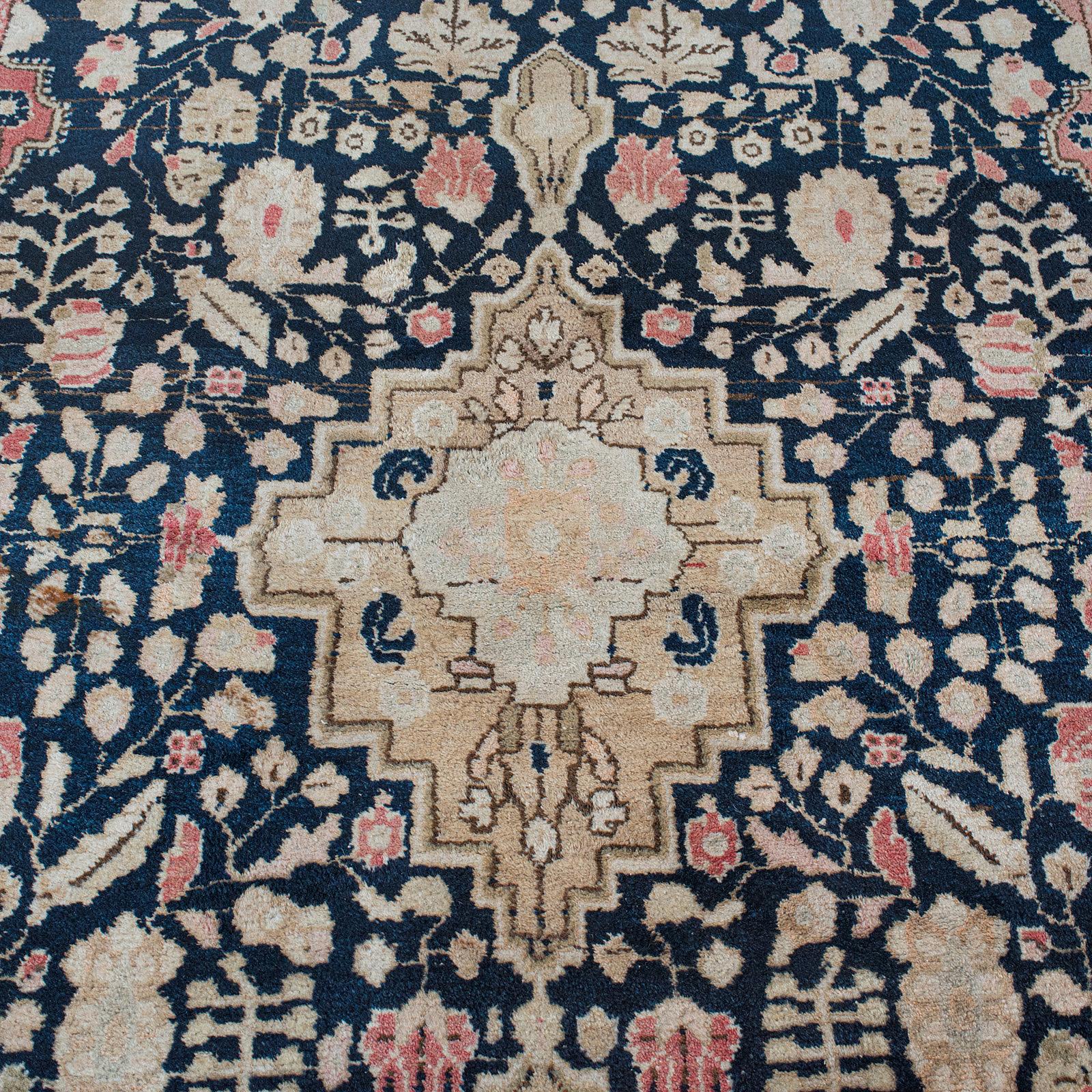 Vintage Sarouk Teppich, persisch, Wolle, Dozar, Flur, Lounge, Teppich, um 1930 im Angebot 6