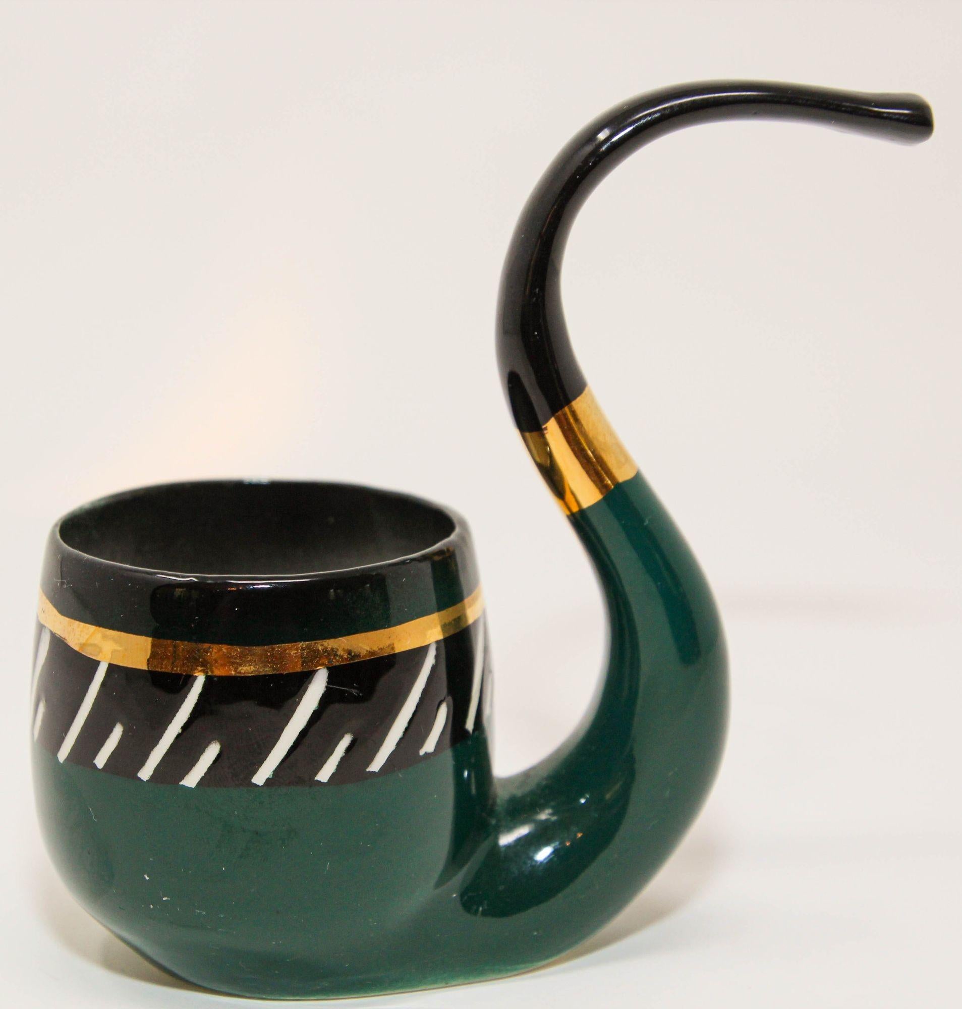 Vintage Sascha Brastoff Midcentury Ceramic Pipe Shaped Ashtray In Good Condition For Sale In North Hollywood, CA