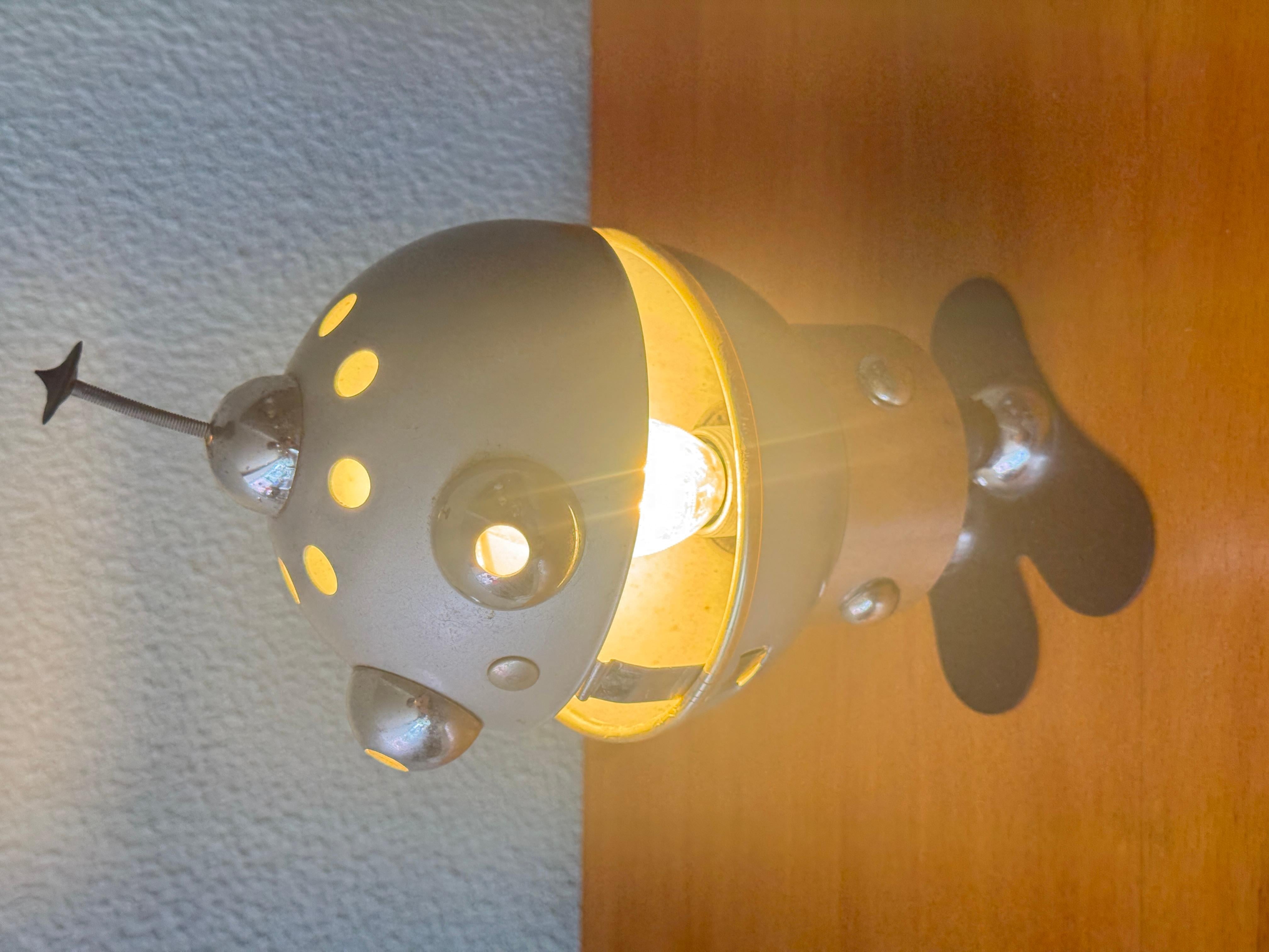 Vintage Satco Robot Lamp - Atomic Space Age Toy Design, 1950's For Sale 10