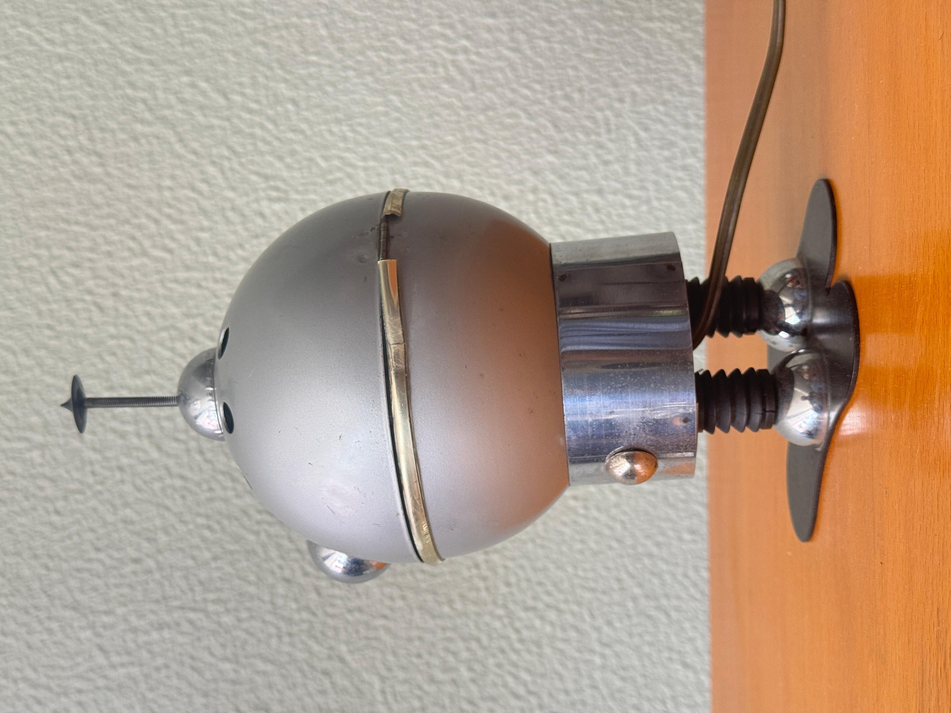 Vintage Satco Robot Lamp - Atomic Space Age Toy Design, 1950's For Sale 2