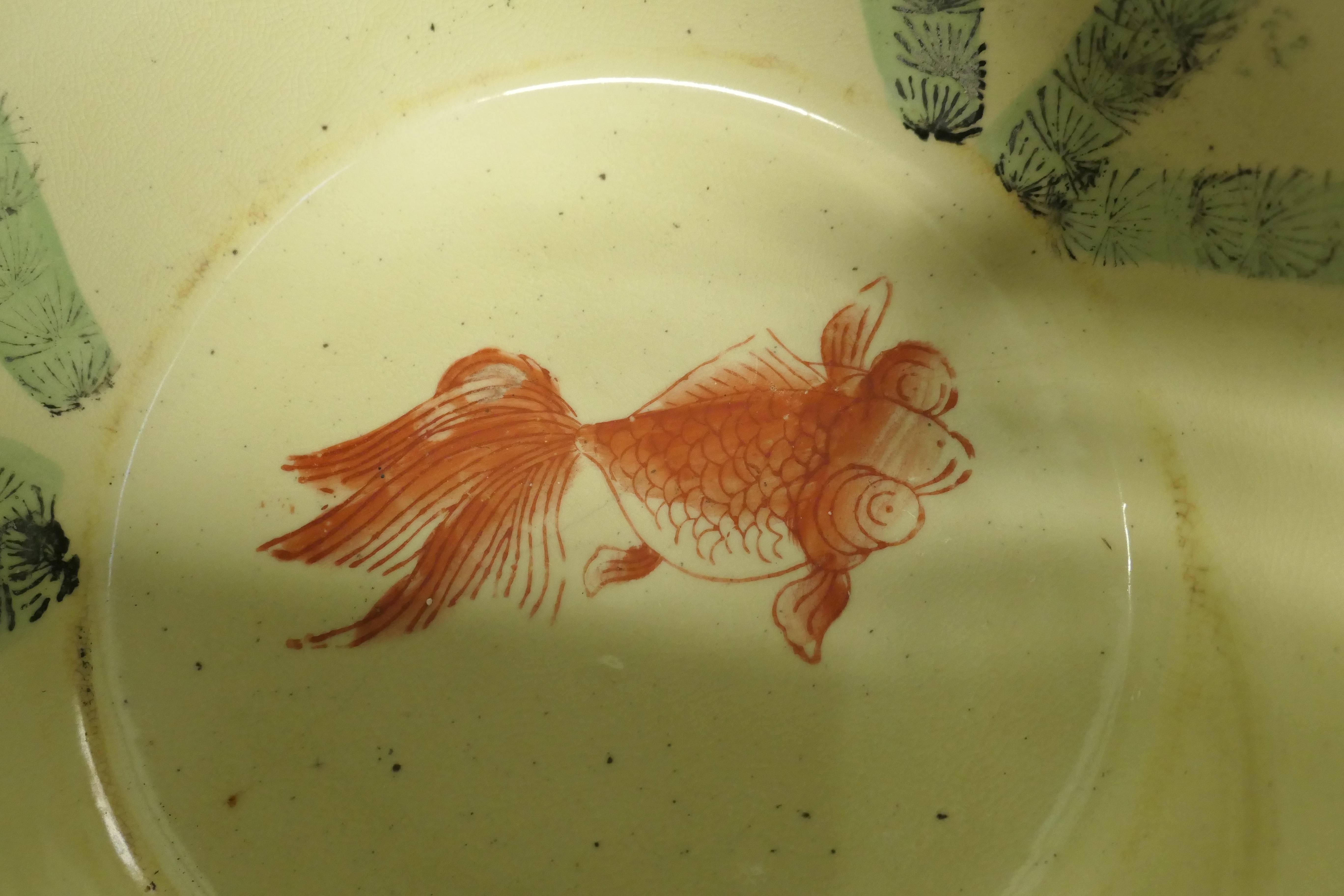 Ceramica Ciotola per pesce decorata in ceramica di Satsuma d'epoca in vendita