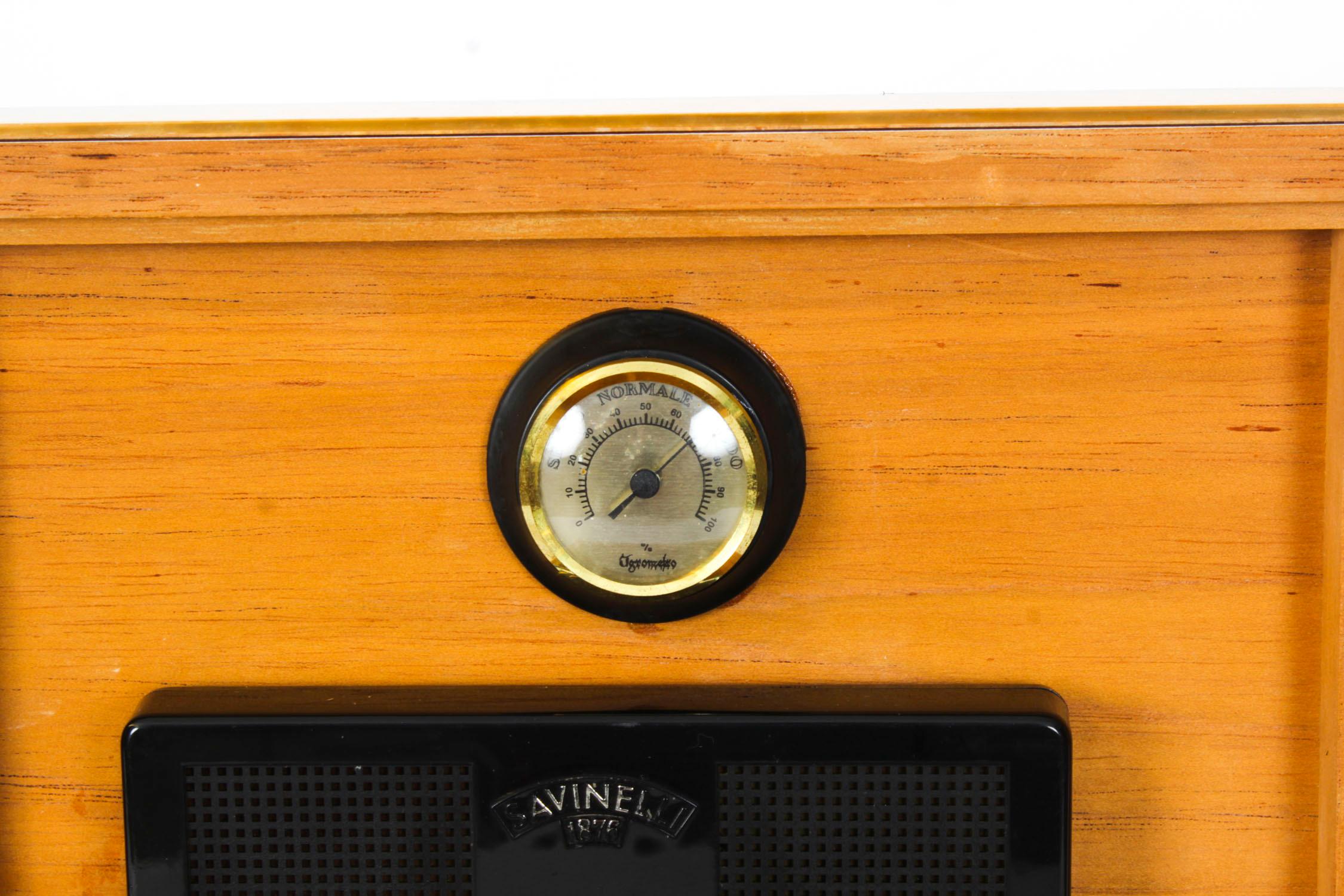 Vintage Savinelli Karelian Birch Humidor Harrods Mid 20th Century For Sale 7
