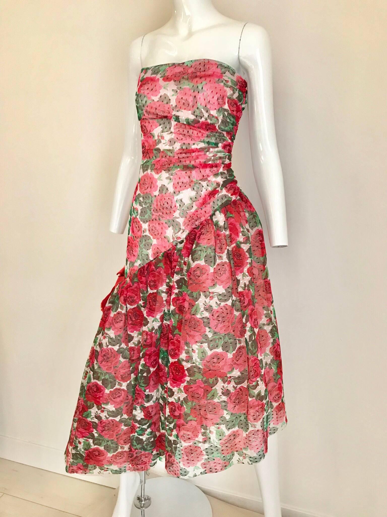 Vintage SCAASI Strapless Red Floral Print Strapless Cocktail Dress For Sale 3