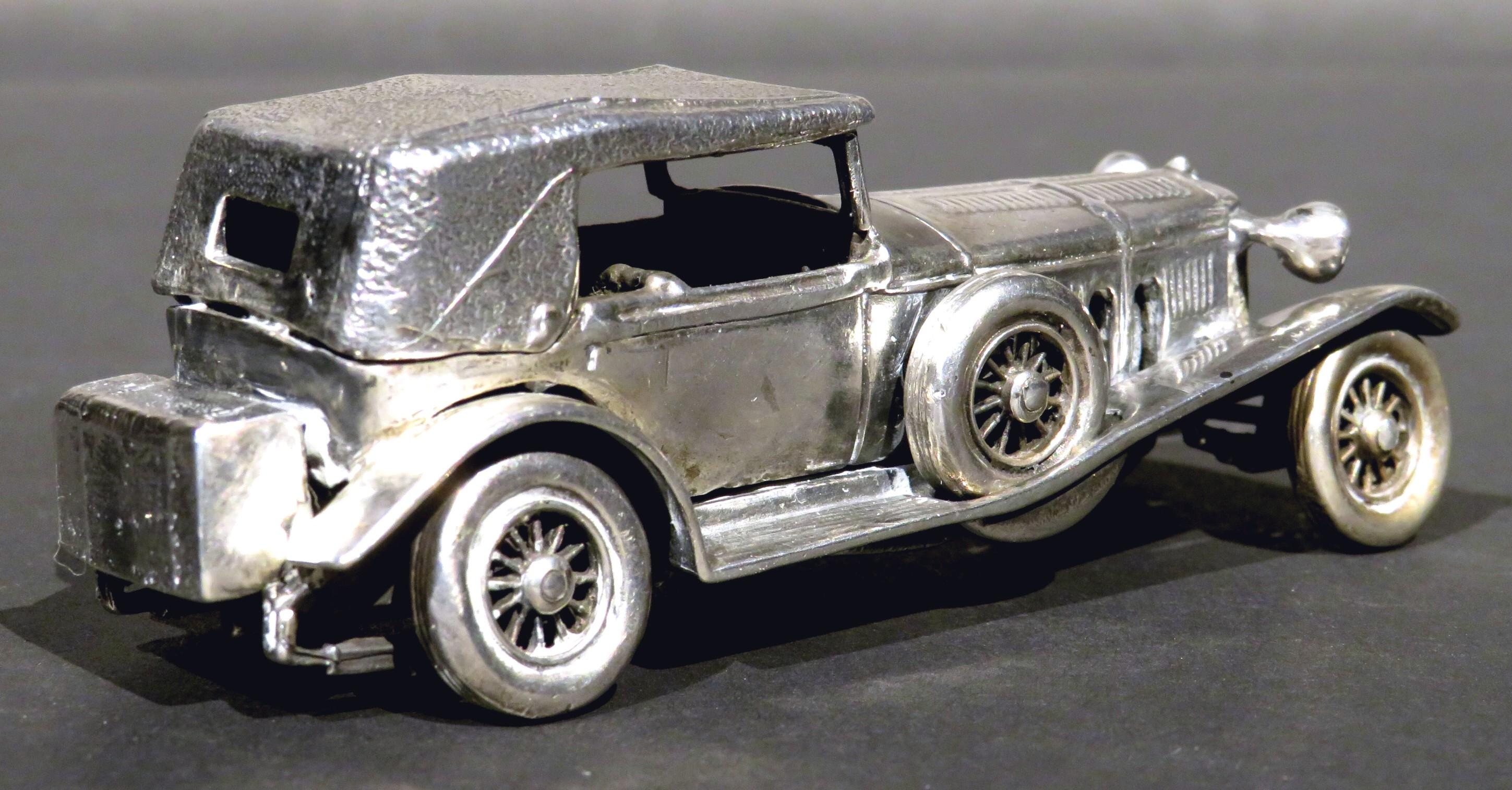 Moulage Modèle vintage de la Mercedes Benz SS de 1928 en argent allemand, vers 1950 en vente