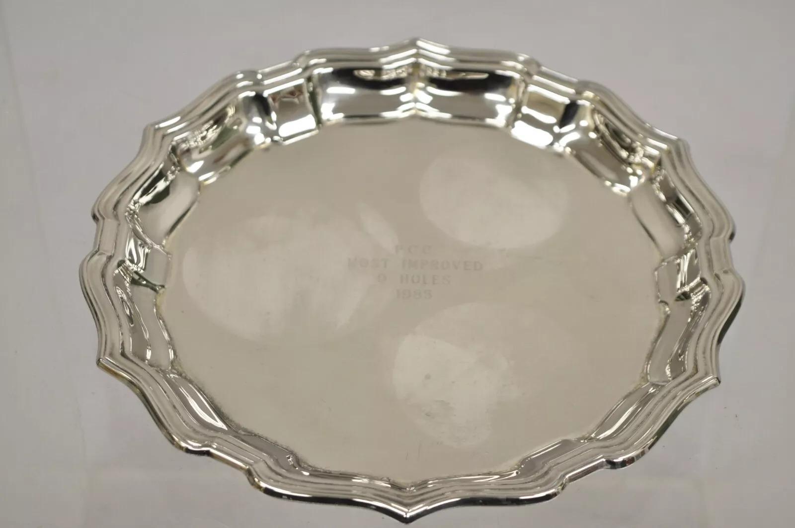 Placcato argento Targa premio golf d'epoca con bordo smerlato e placcatura in argento 