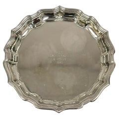 Plaque de prix de golf vintage festonnée en métal argenté « Most Improved... 1985 »