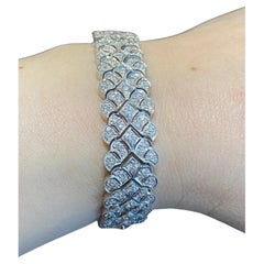 Retro Scalloped Link Diamond Bracelet 4.50 Carat Total in 18k White Gold