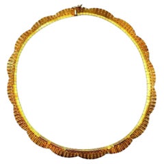 Vintage Scalloped Yellow Gold Choker Necklace