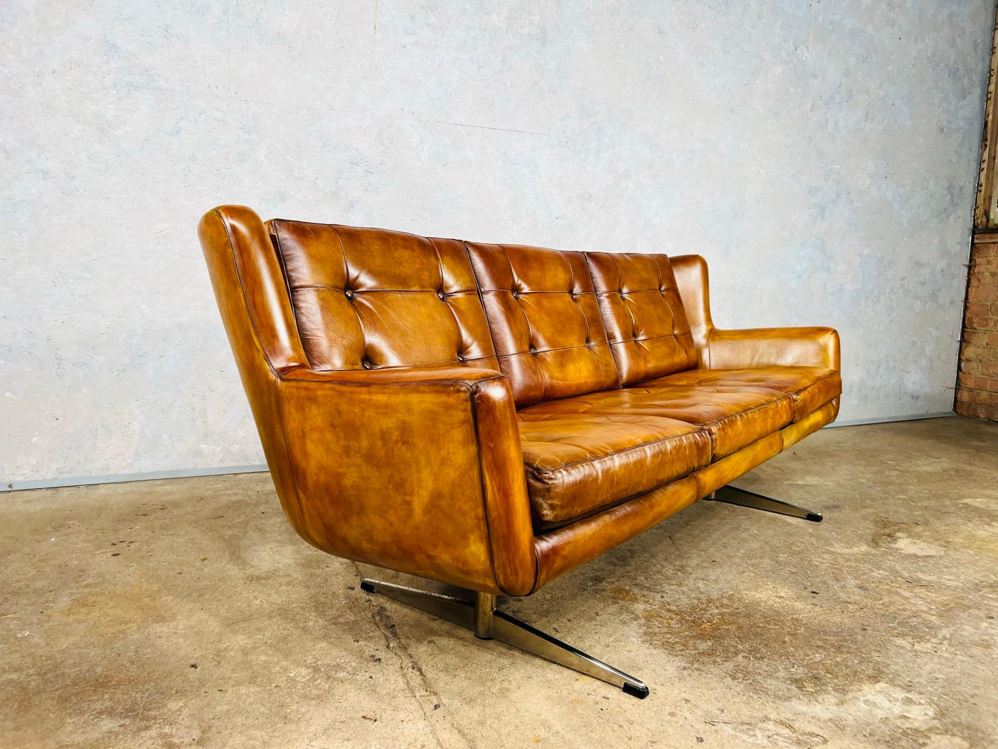 Vintage Scandi 1970s Light Tan 3 Seater Leather Sofa 5