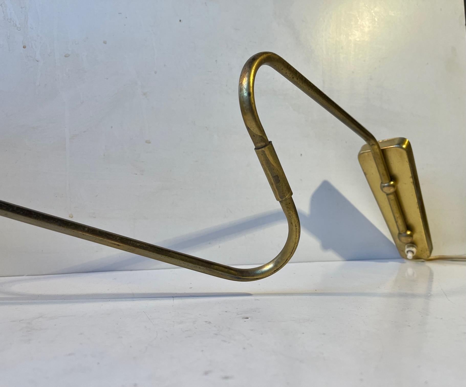 Vintage Scandinavian Adjustable Swing Arm Wall Light in Brass, 1960s In Good Condition In Esbjerg, DK