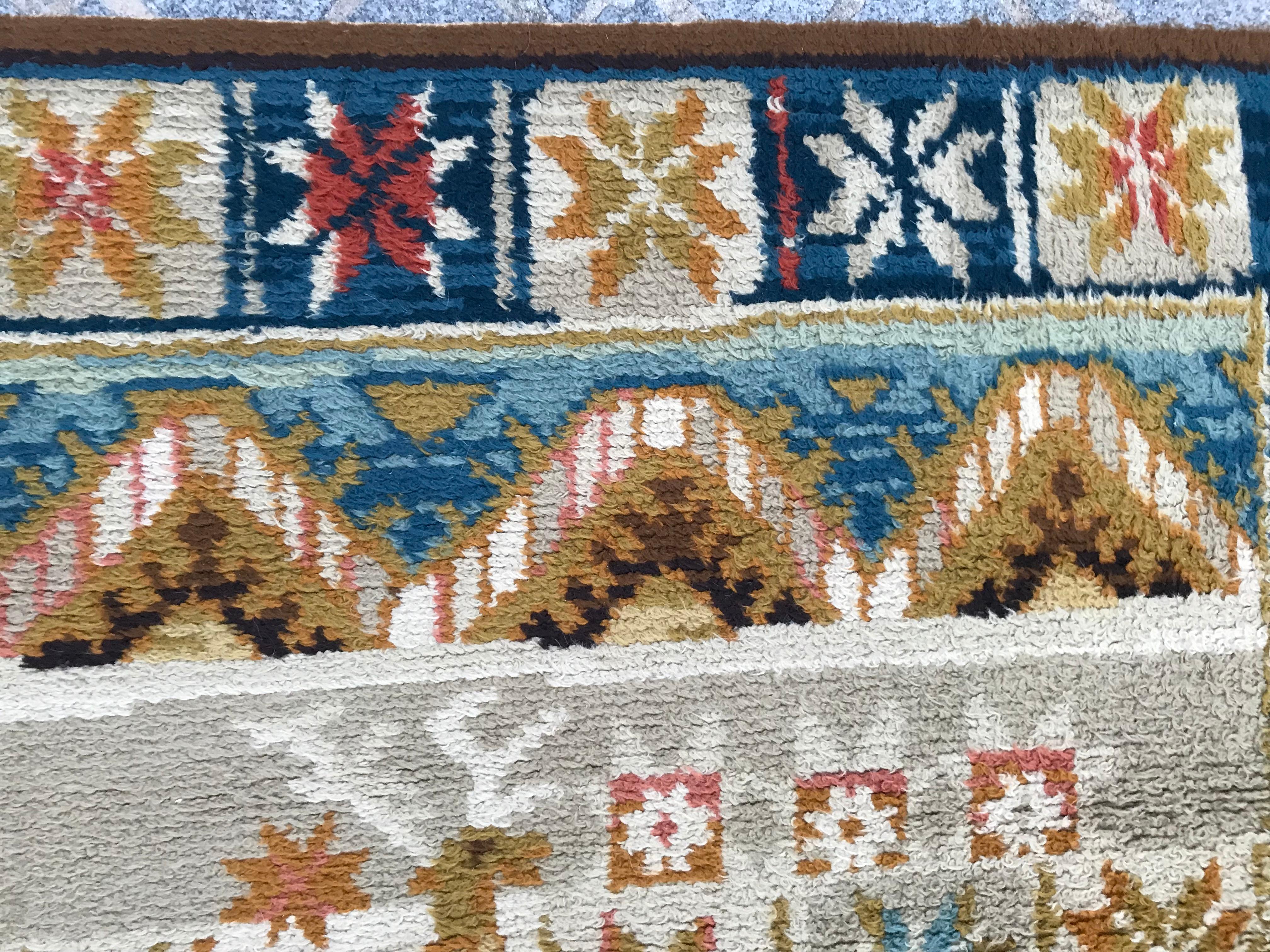 Skandinavischer Vintage-Teppich im Art-déco-Design (20. Jahrhundert) im Angebot