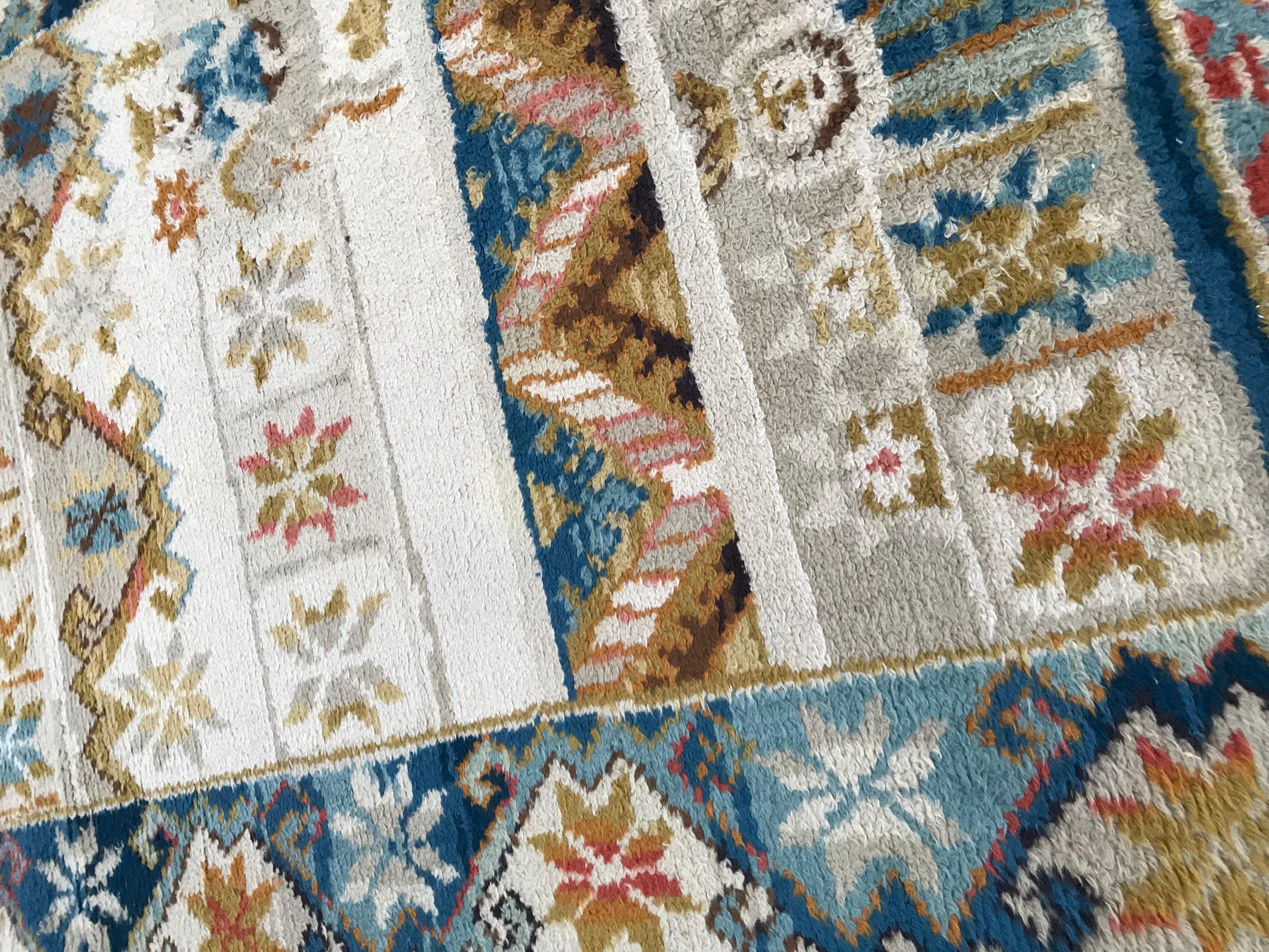 Skandinavischer Vintage-Teppich im Art-déco-Design im Angebot 2