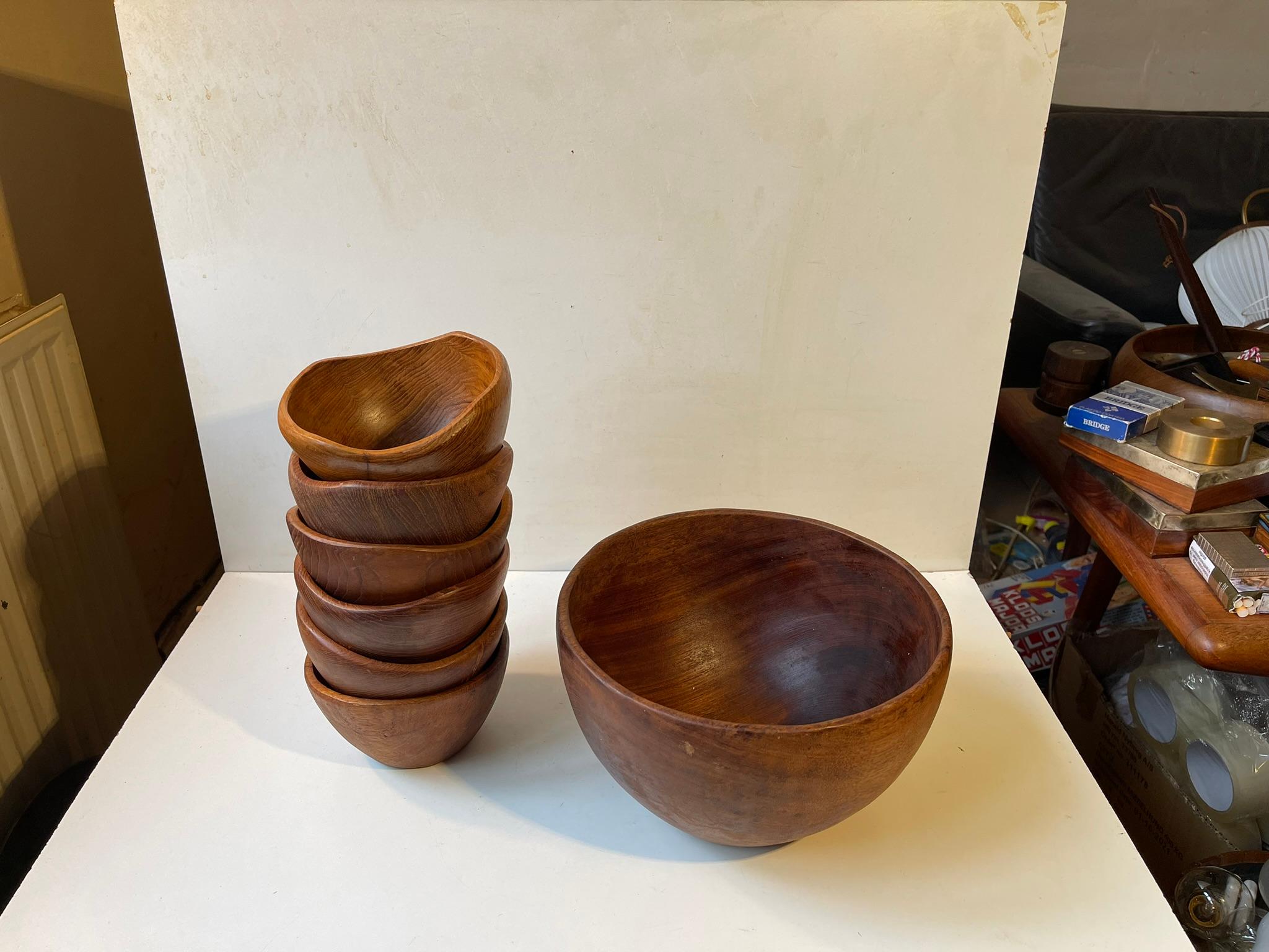 Ensaladeras asimétricas escandinavas vintage en madera de teca, años 60 en Bueno estado para la venta en Esbjerg, DK