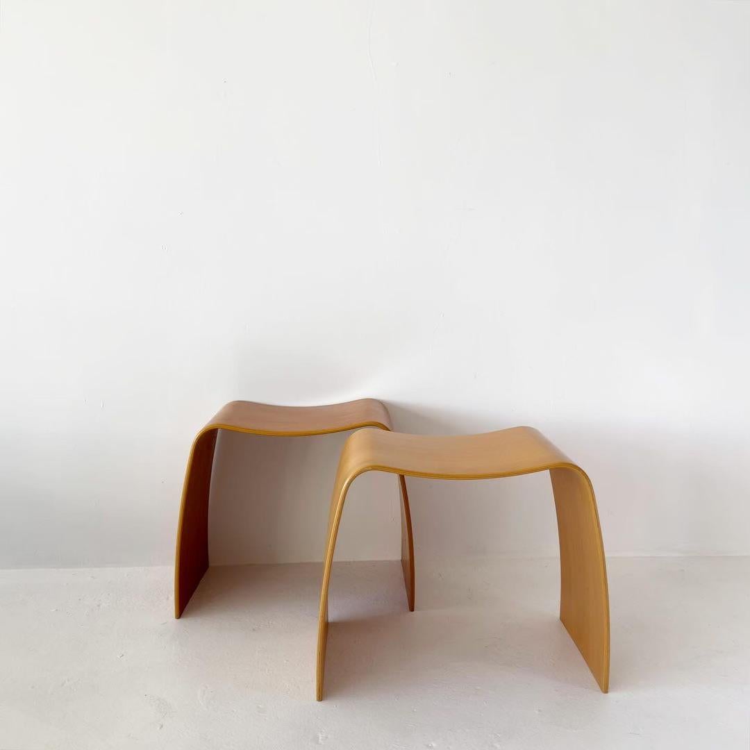 Vintage Skandinavisches Bugholz Jørgen Møller M-Stool taburet Fußstützen im Zustand „Gut“ im Angebot in Los Angeles, CA