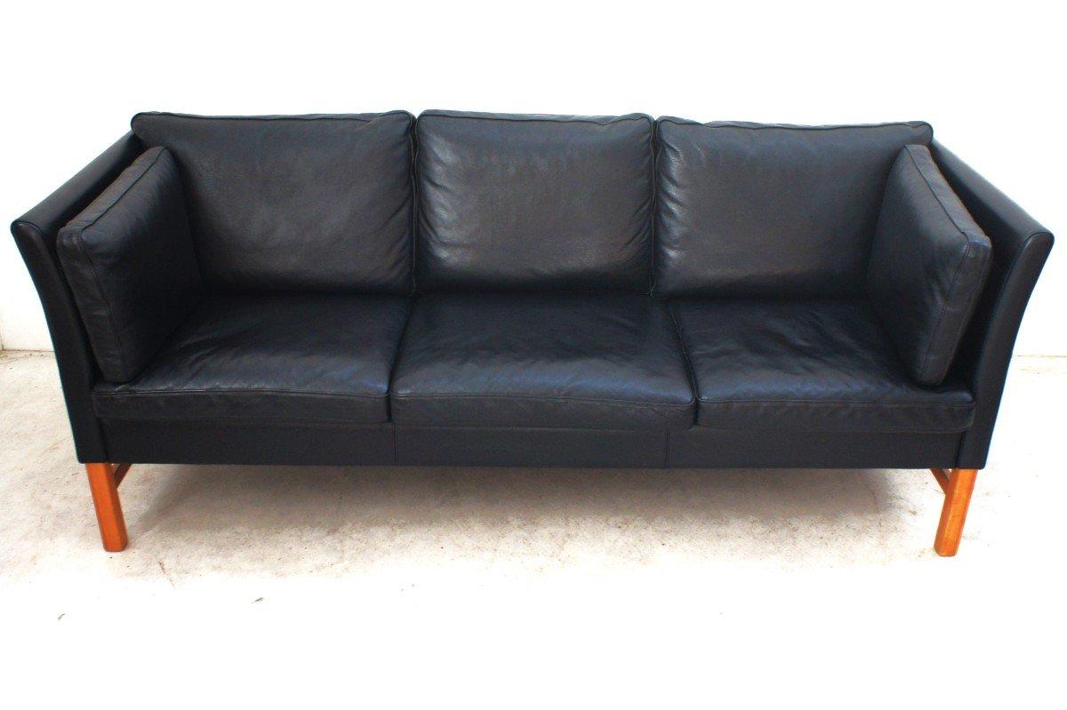 European Vintage Scandinavian Black Leather Sofa, Skipper Design