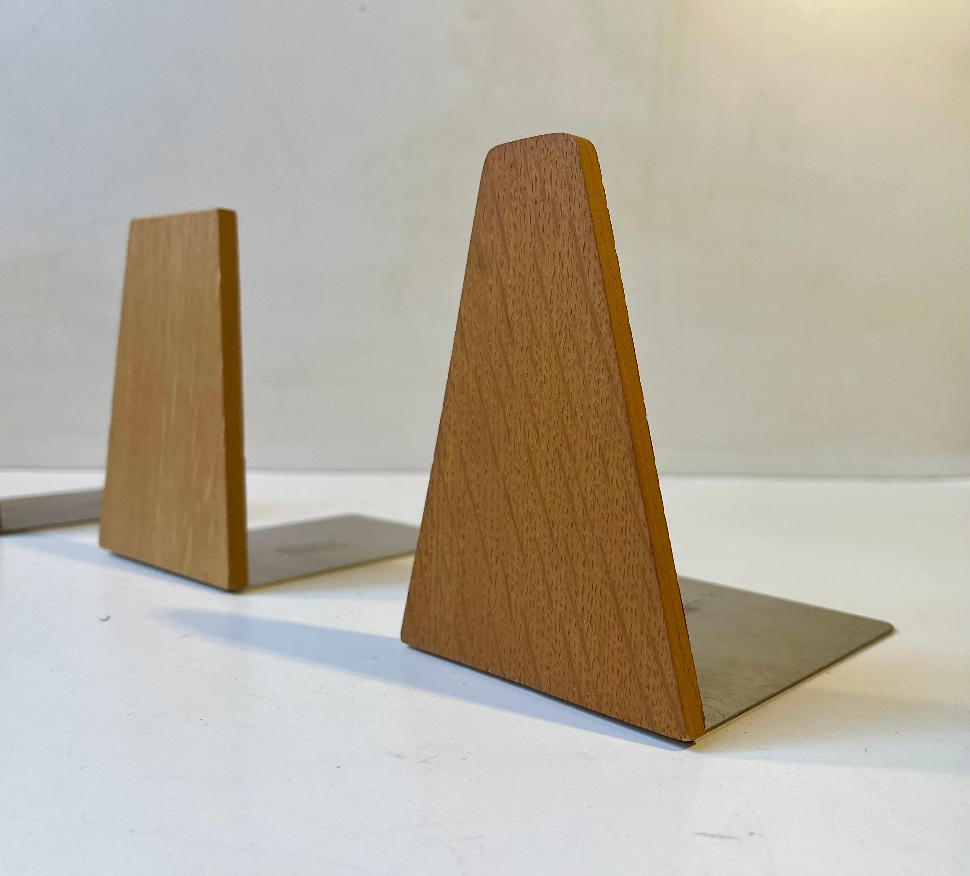 Metà XX secolo Fermalibri scandinavi vintage in Oak, anni '60, set di 3 in vendita