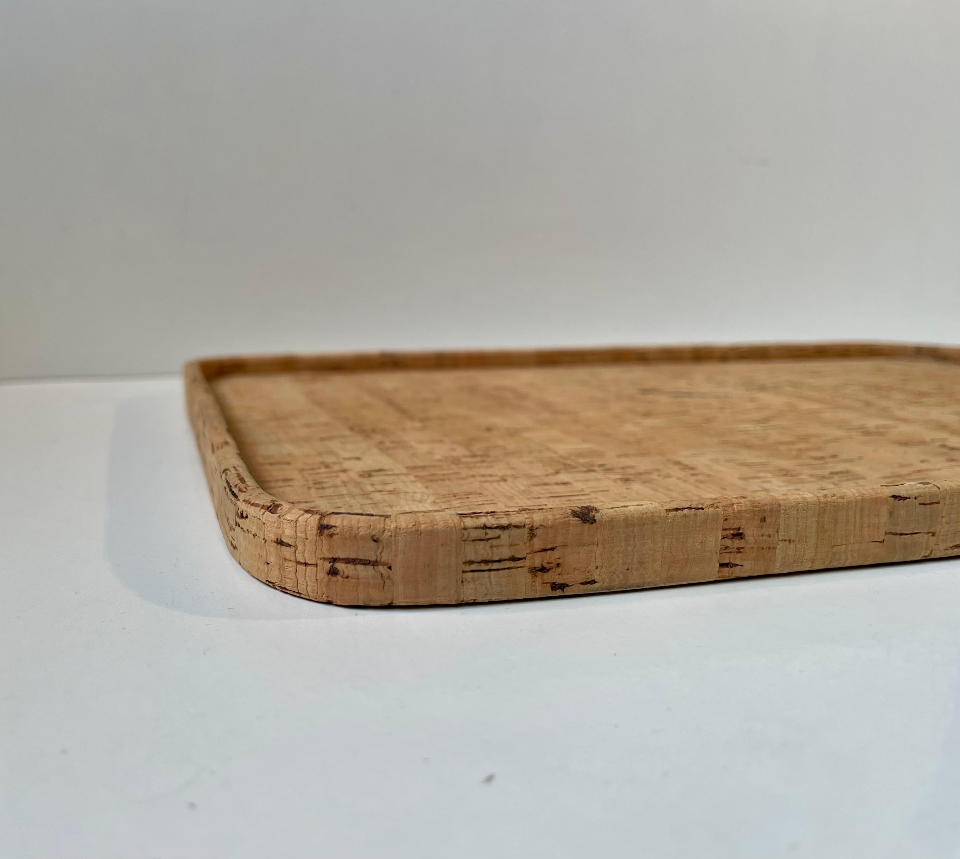 Skandinavisches Vintage-Kork-Tablett von Signe Persson-Melin, 1970er Jahre (Schwedisch) im Angebot
