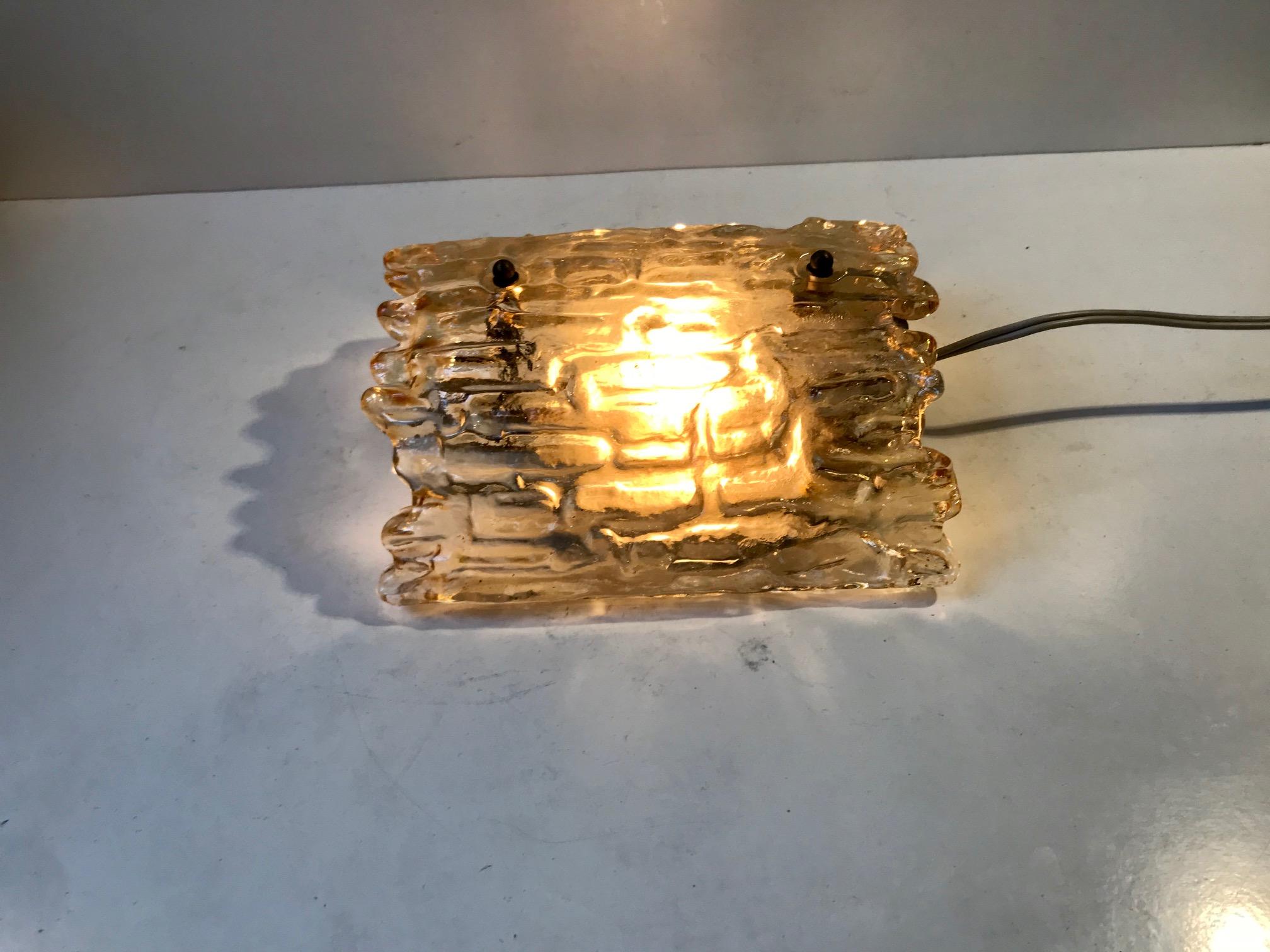 Vintage Scandinavian Crystal & Brass Sconce from Orrefors, 1960s In Good Condition For Sale In Esbjerg, DK