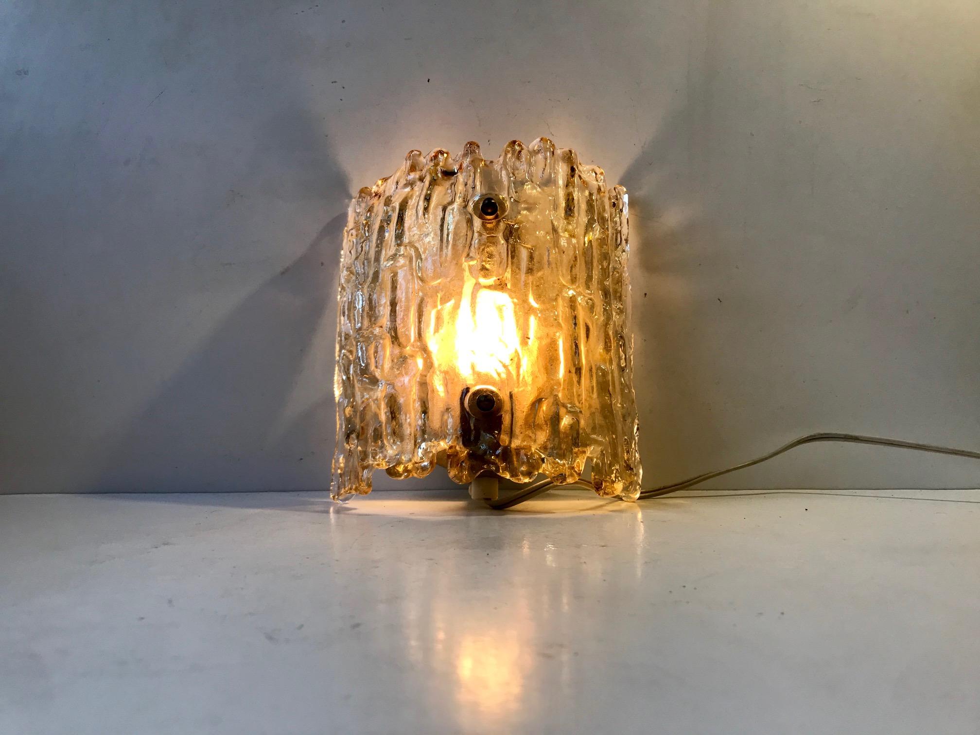 Vintage Scandinavian Crystal & Brass Sconce from Orrefors, 1960s For Sale 1