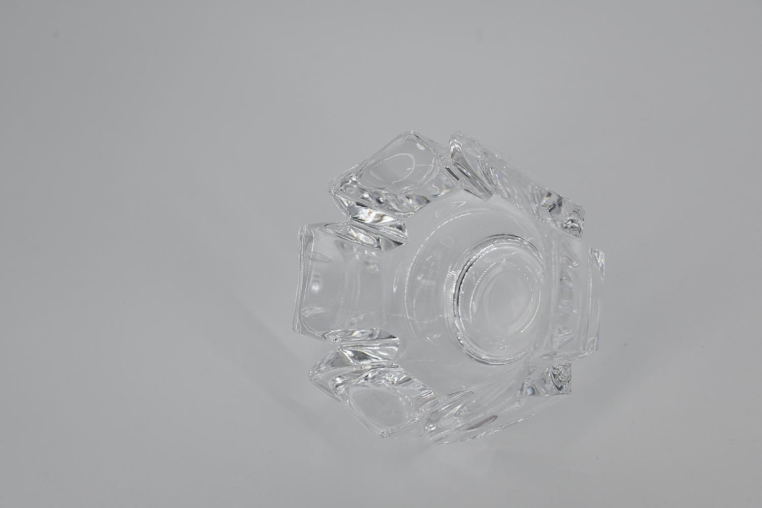 Fin du 20e siècle Bol Corona en cristal transparent scandinave moderne du milieu du siècle dernier, 1970 en vente