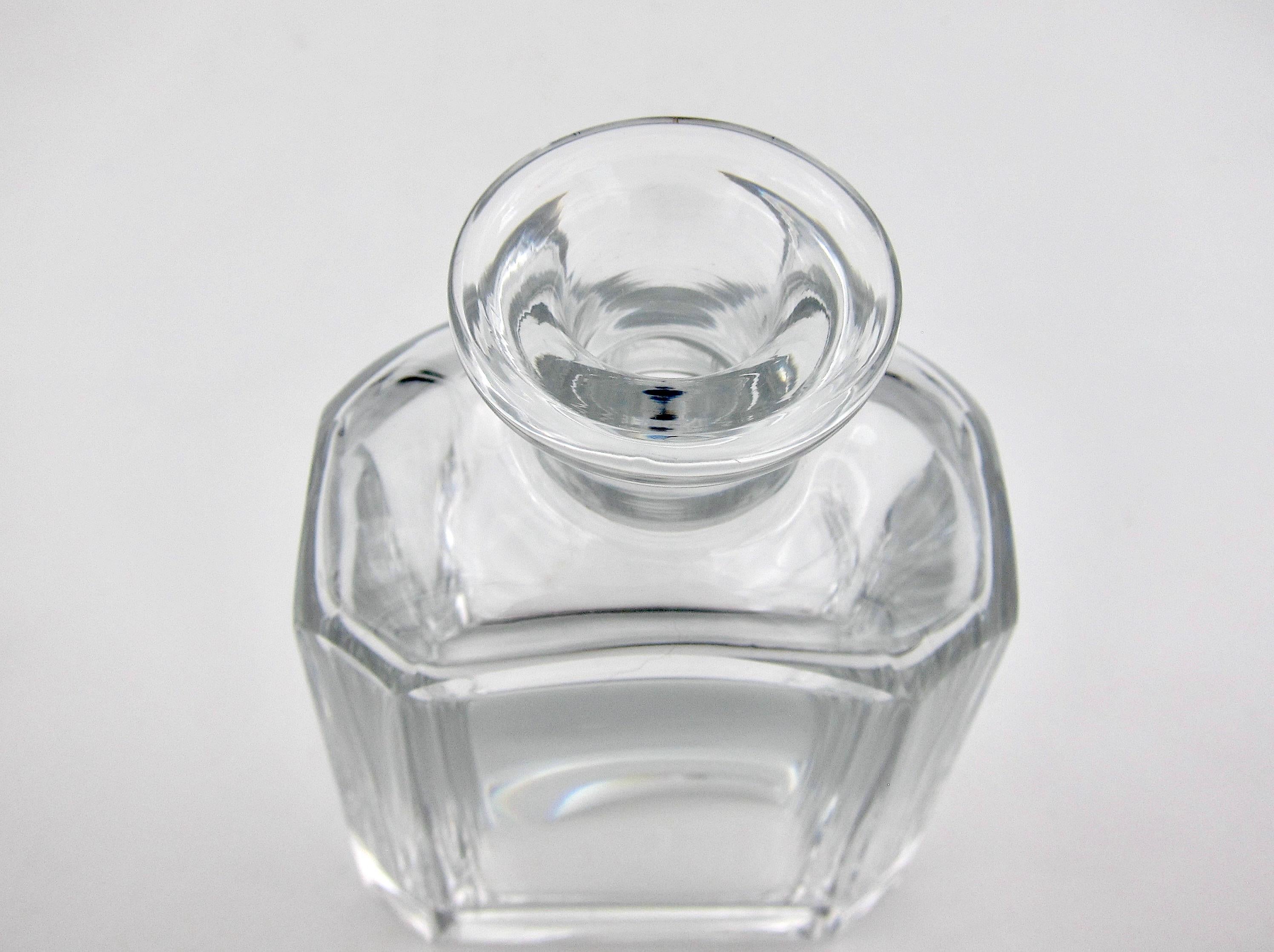 Vintage Scandinavian Crystal Decanter by Sven Palmqvist for Orrefors In Good Condition In Los Angeles, CA